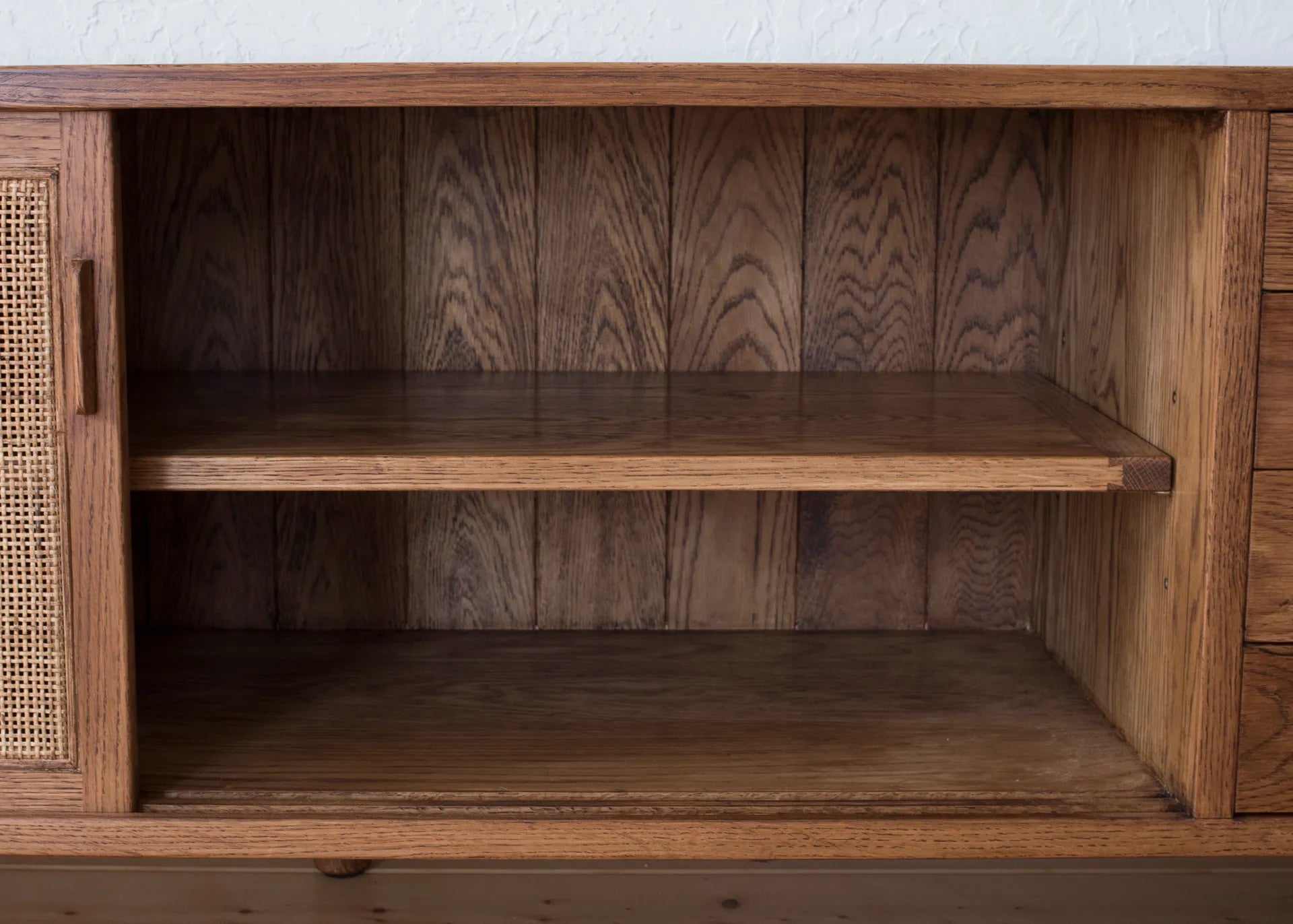 CB03 Cabinet