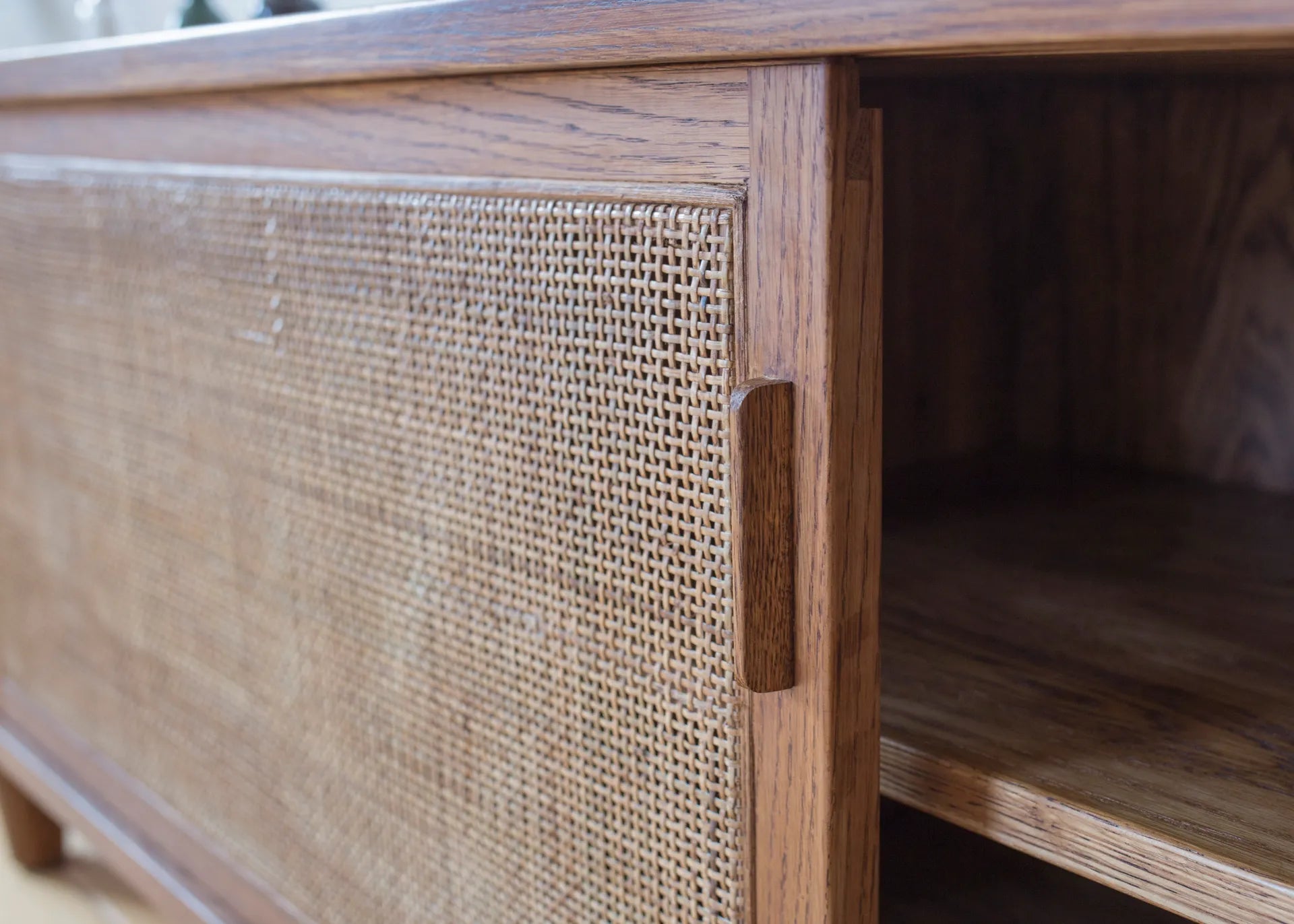 CB03 Cabinet