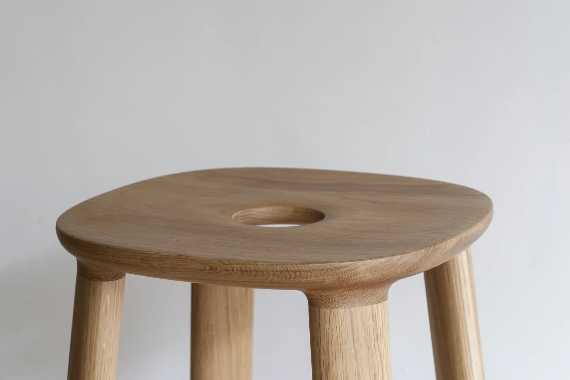 E01 Stool / Bar Stool