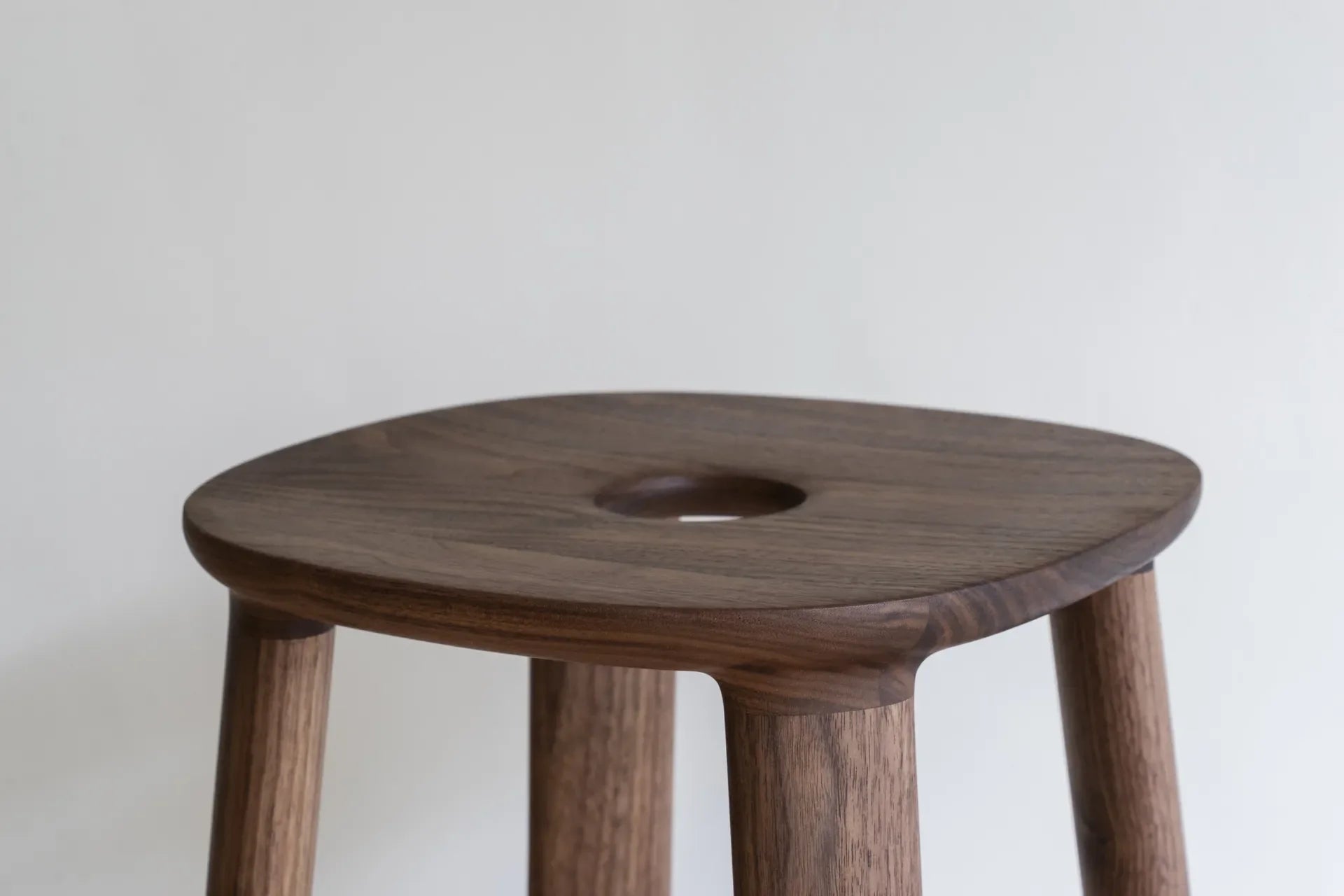E01 Stool / Bar Stool