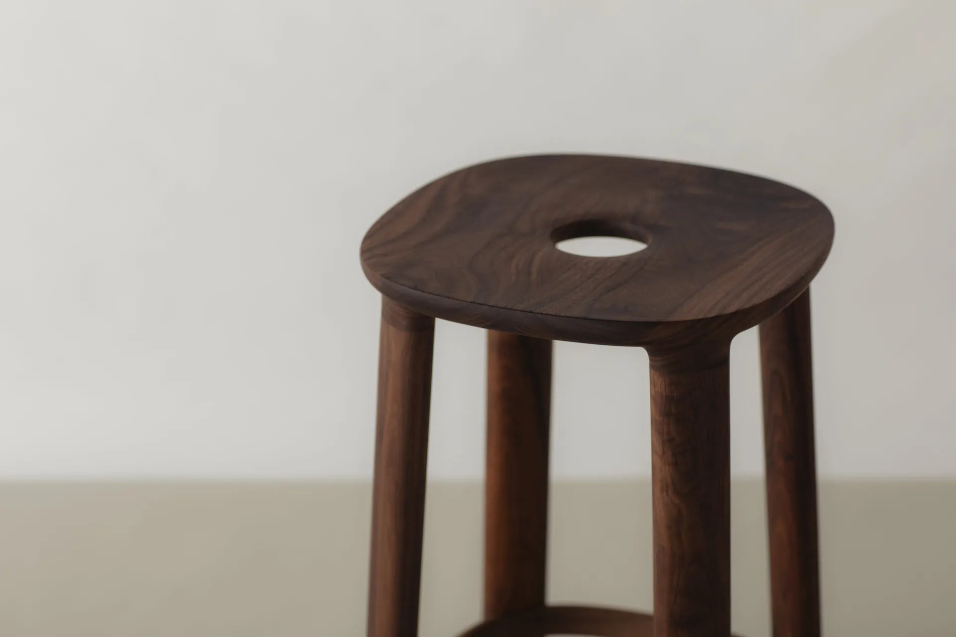 E01 Stool / Bar Stool