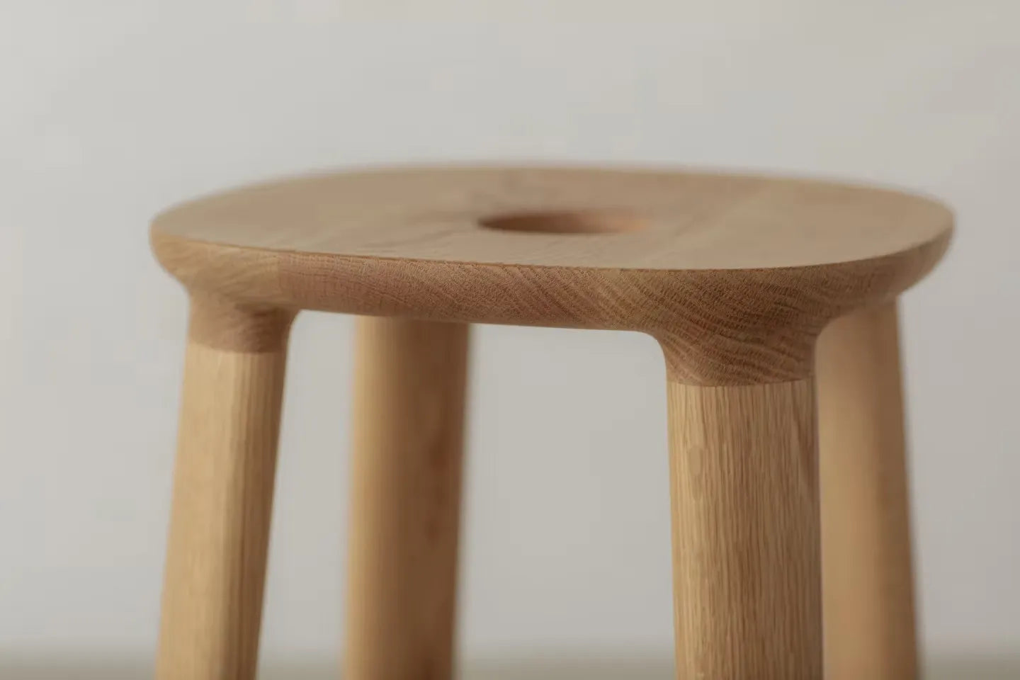 E01 Stool / Bar Stool