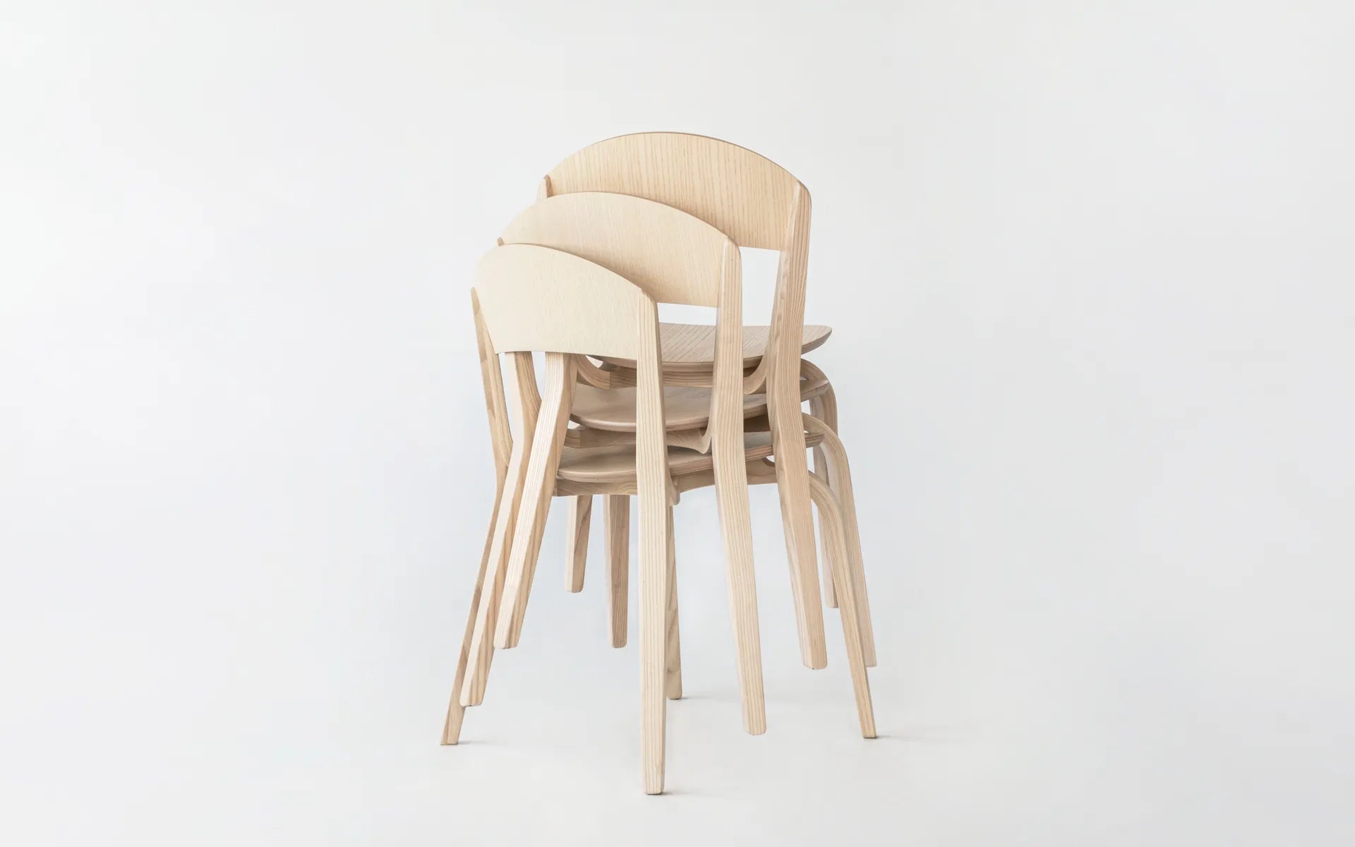 溪畔單椅 Yy chair