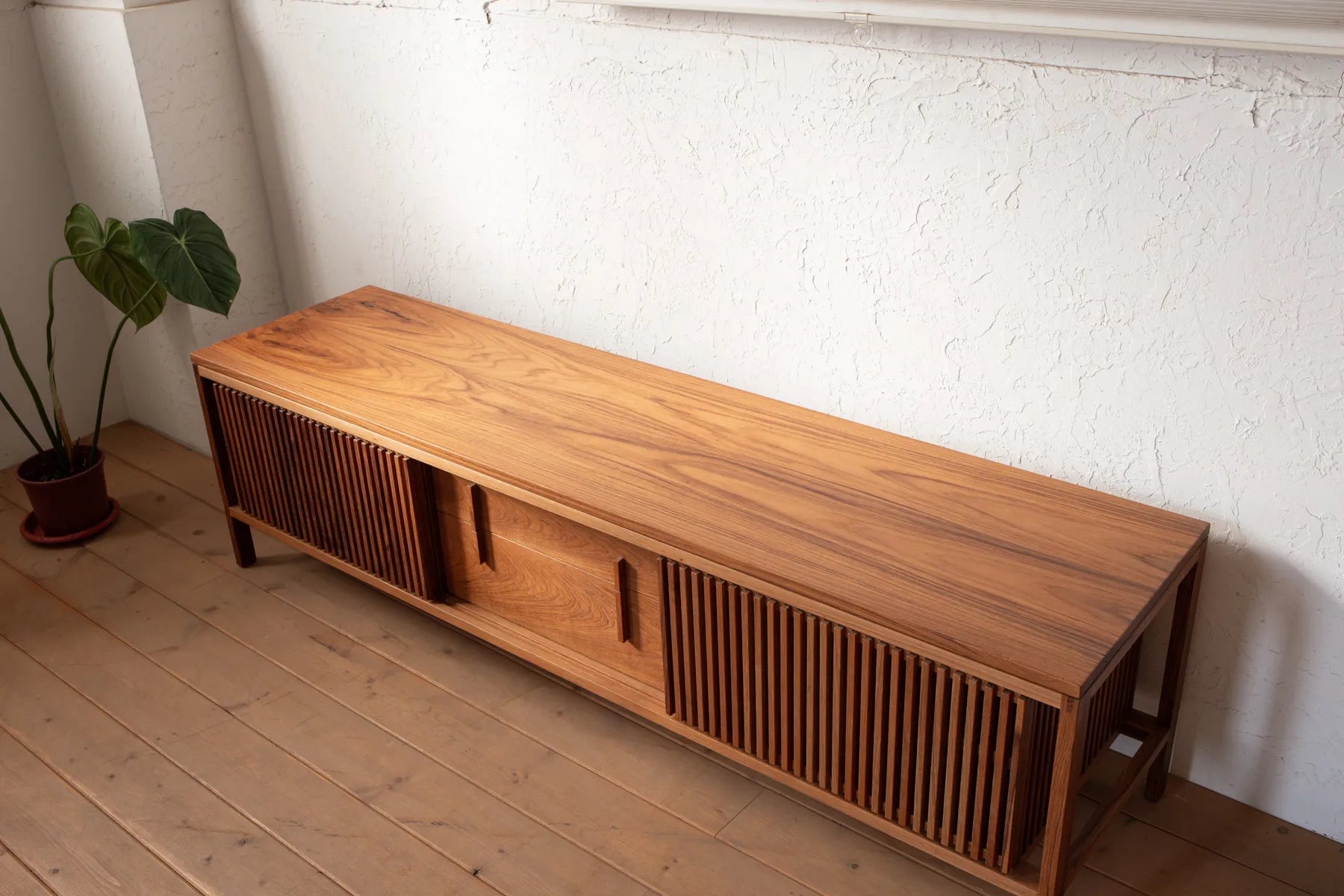CB05 Cabinet - Flow