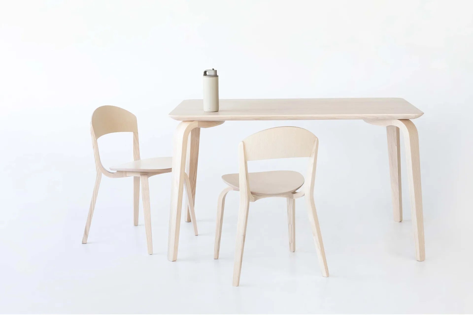 溪畔單椅 Yy chair