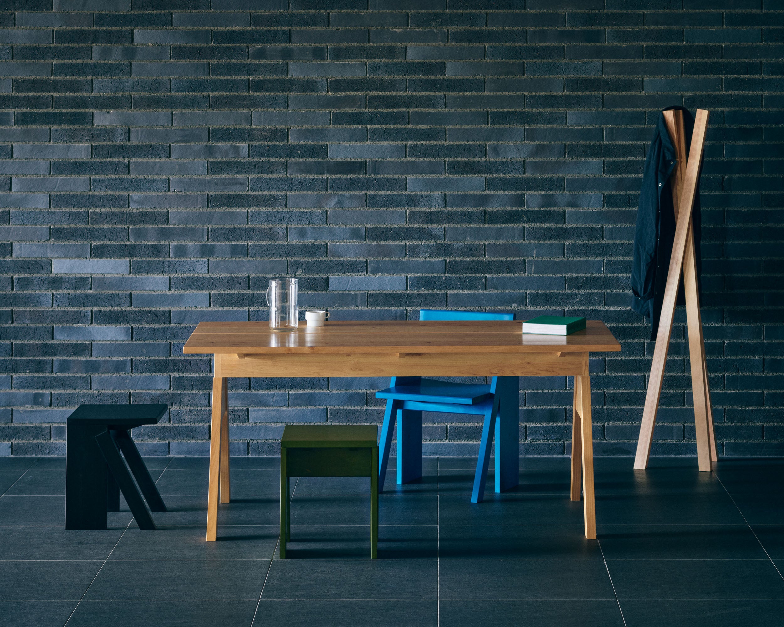 WOKA Stool