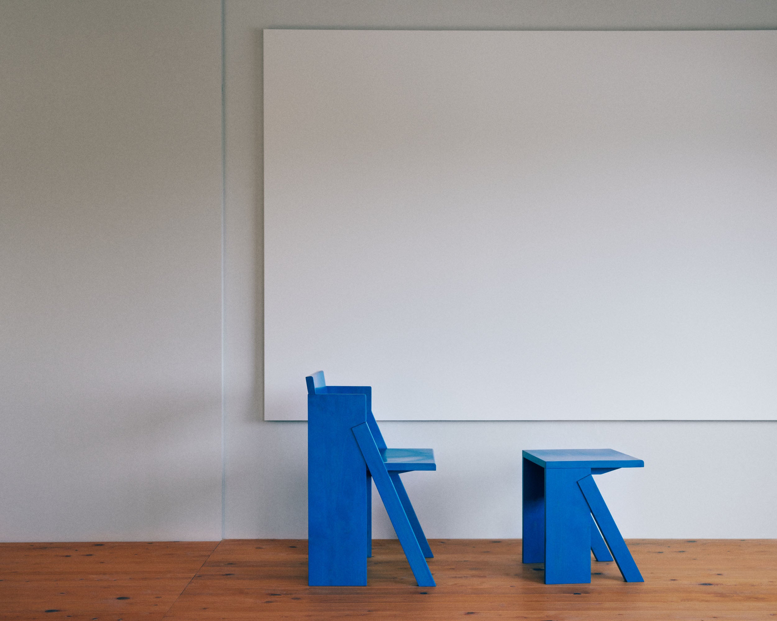 WOKA Stool