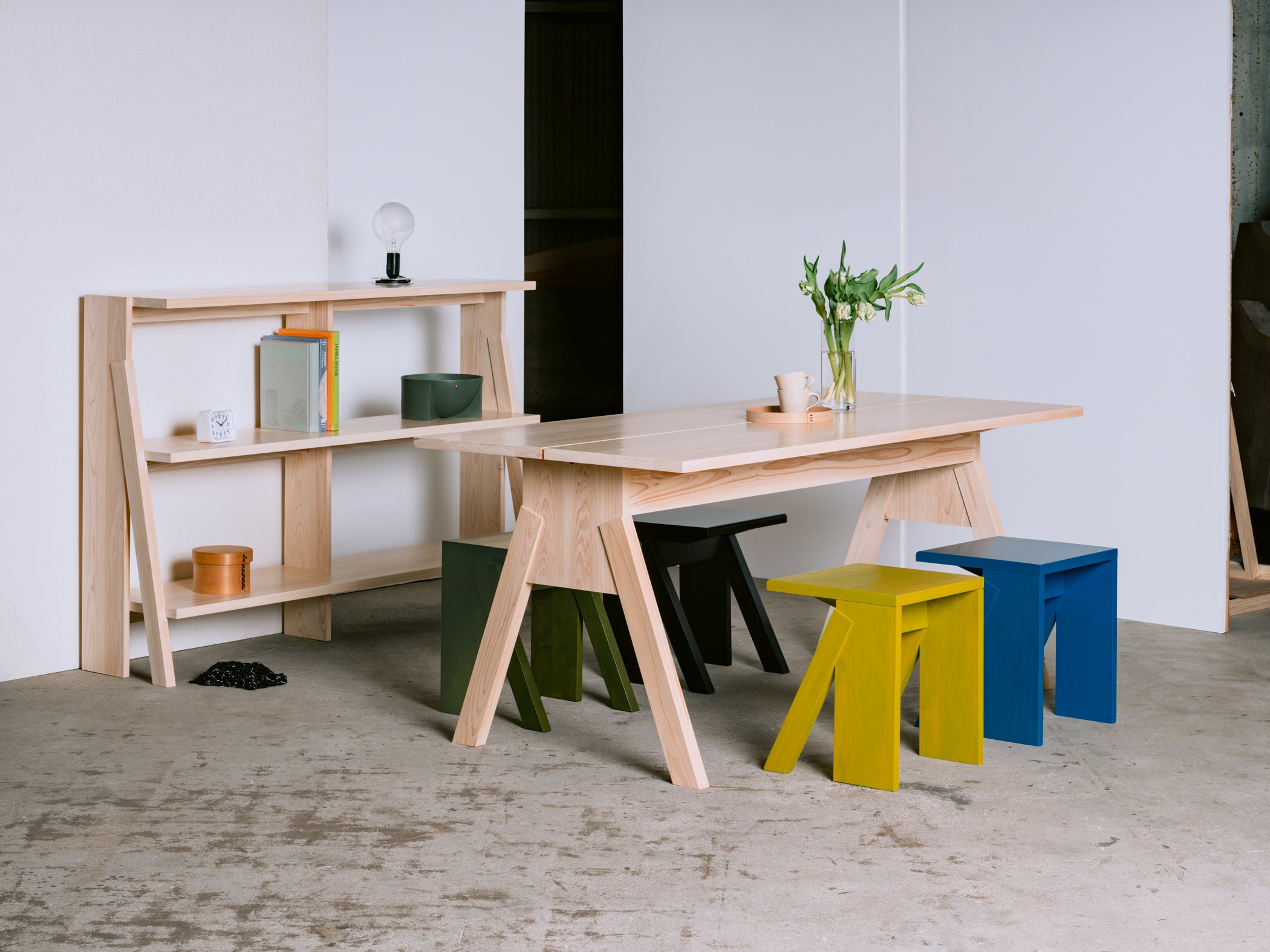WOKA Stool