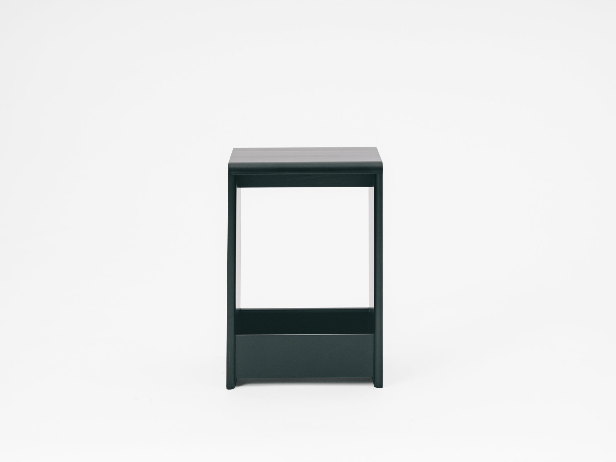WOKA Box Stool