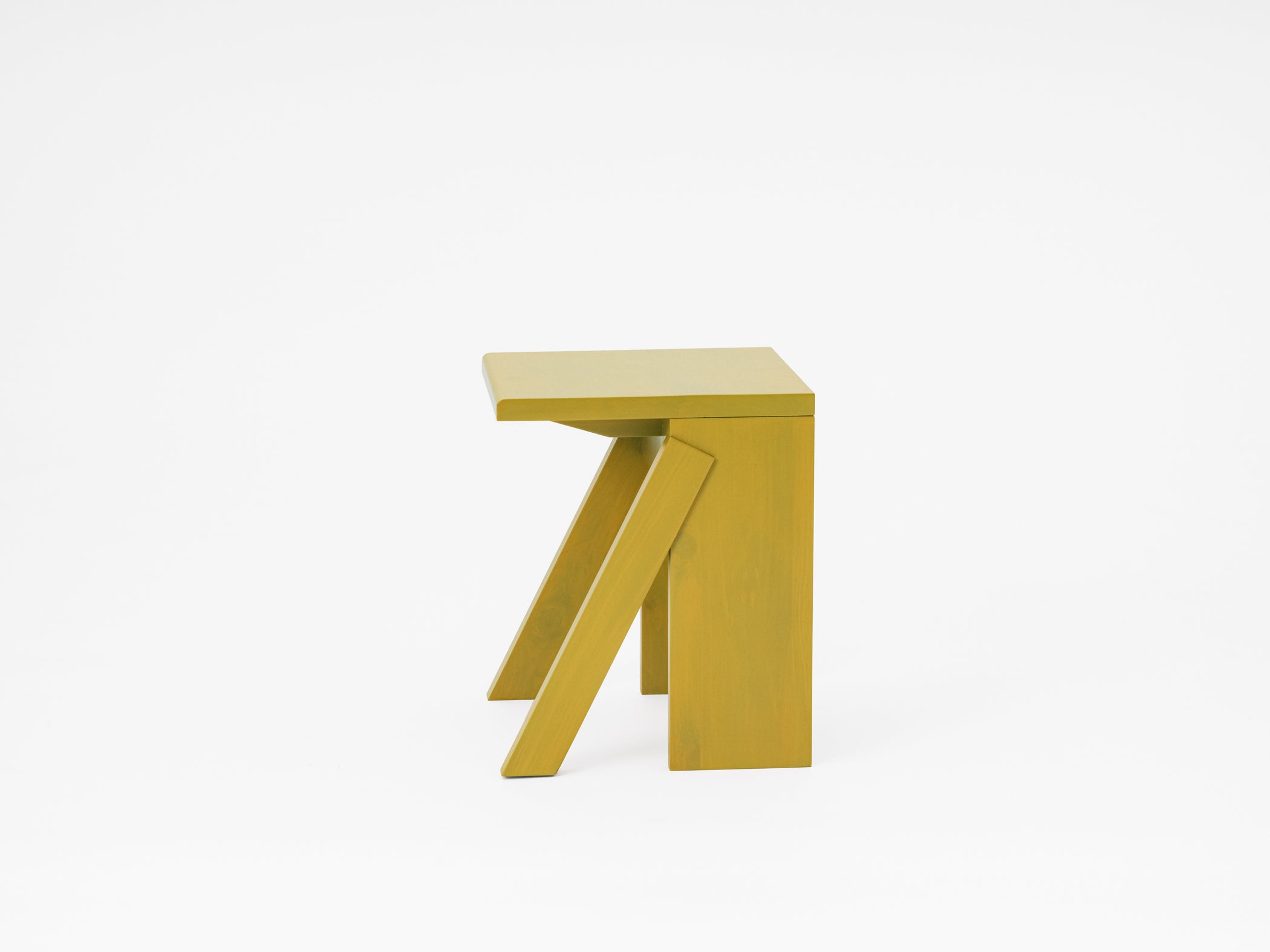 WOKA Stool