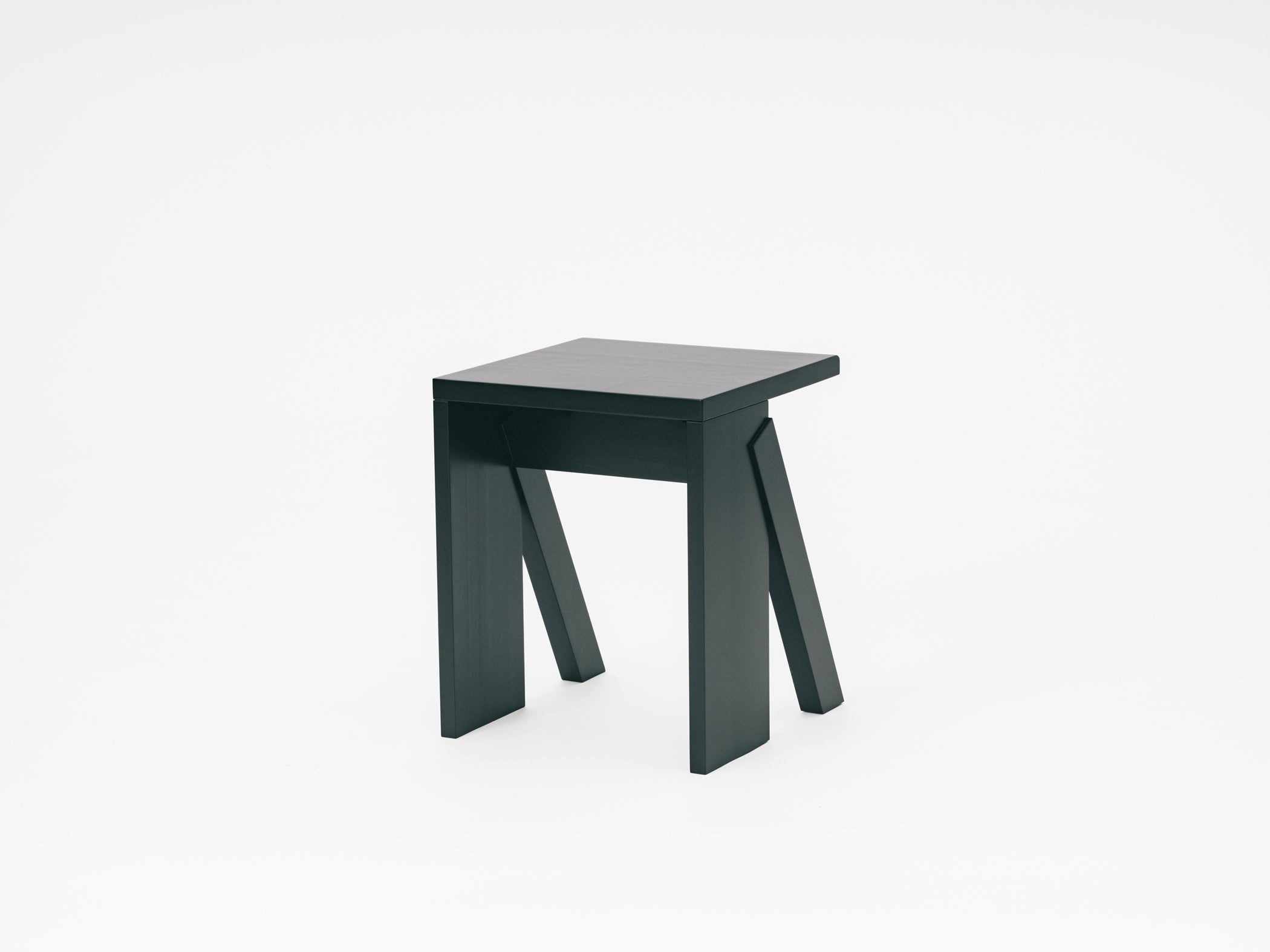 WOKA Stool