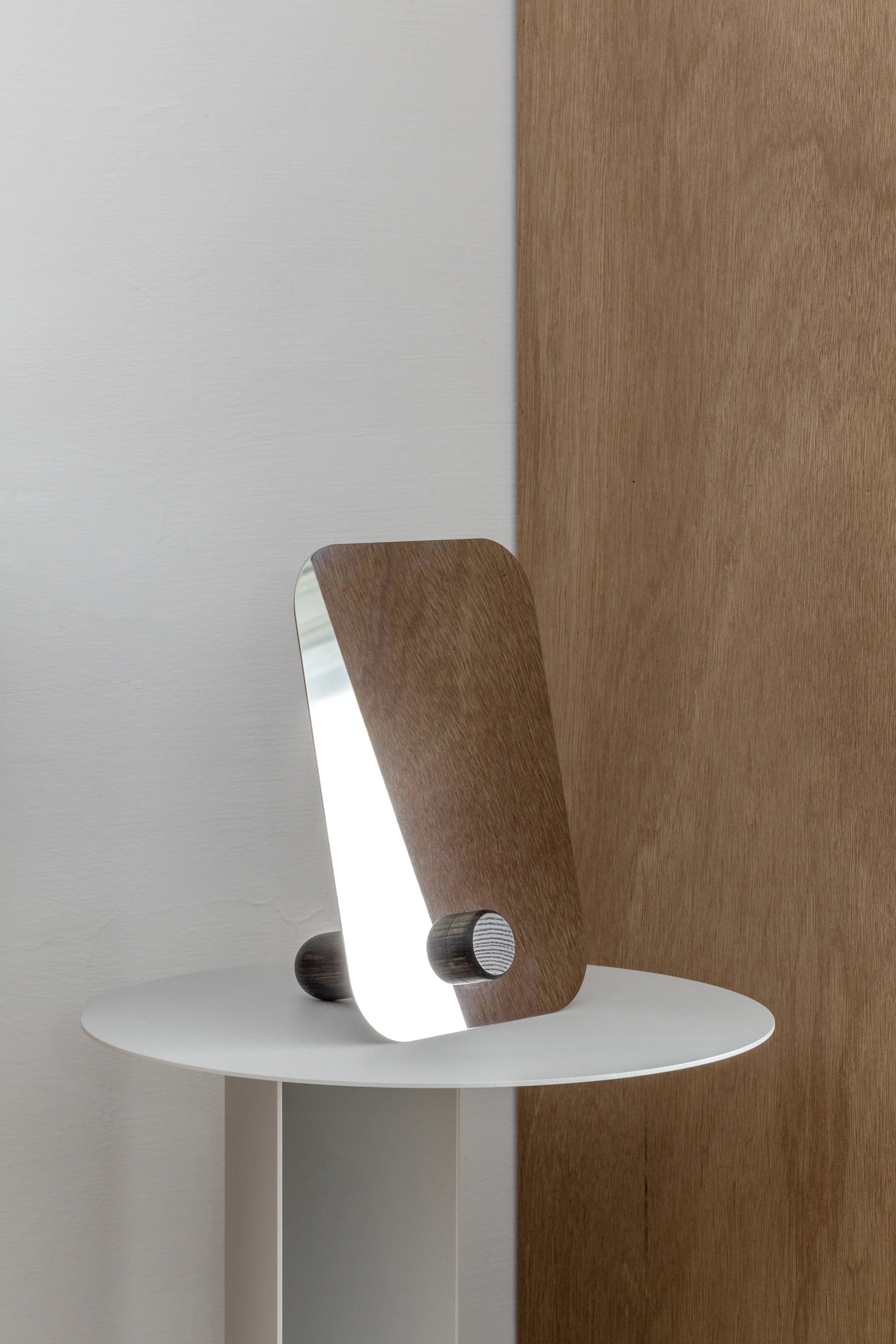 Pinokio Table Mirror