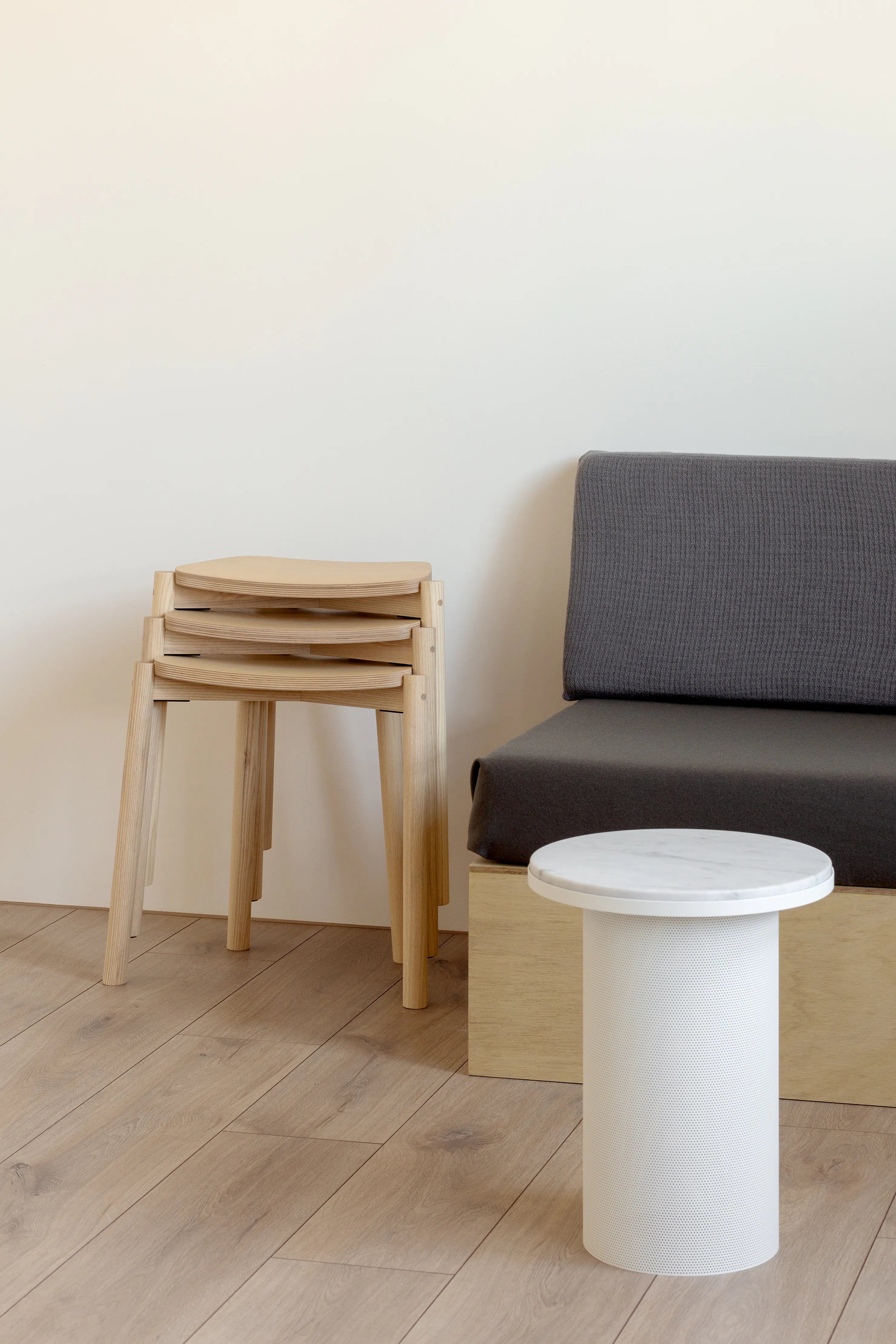 Pedestal Table