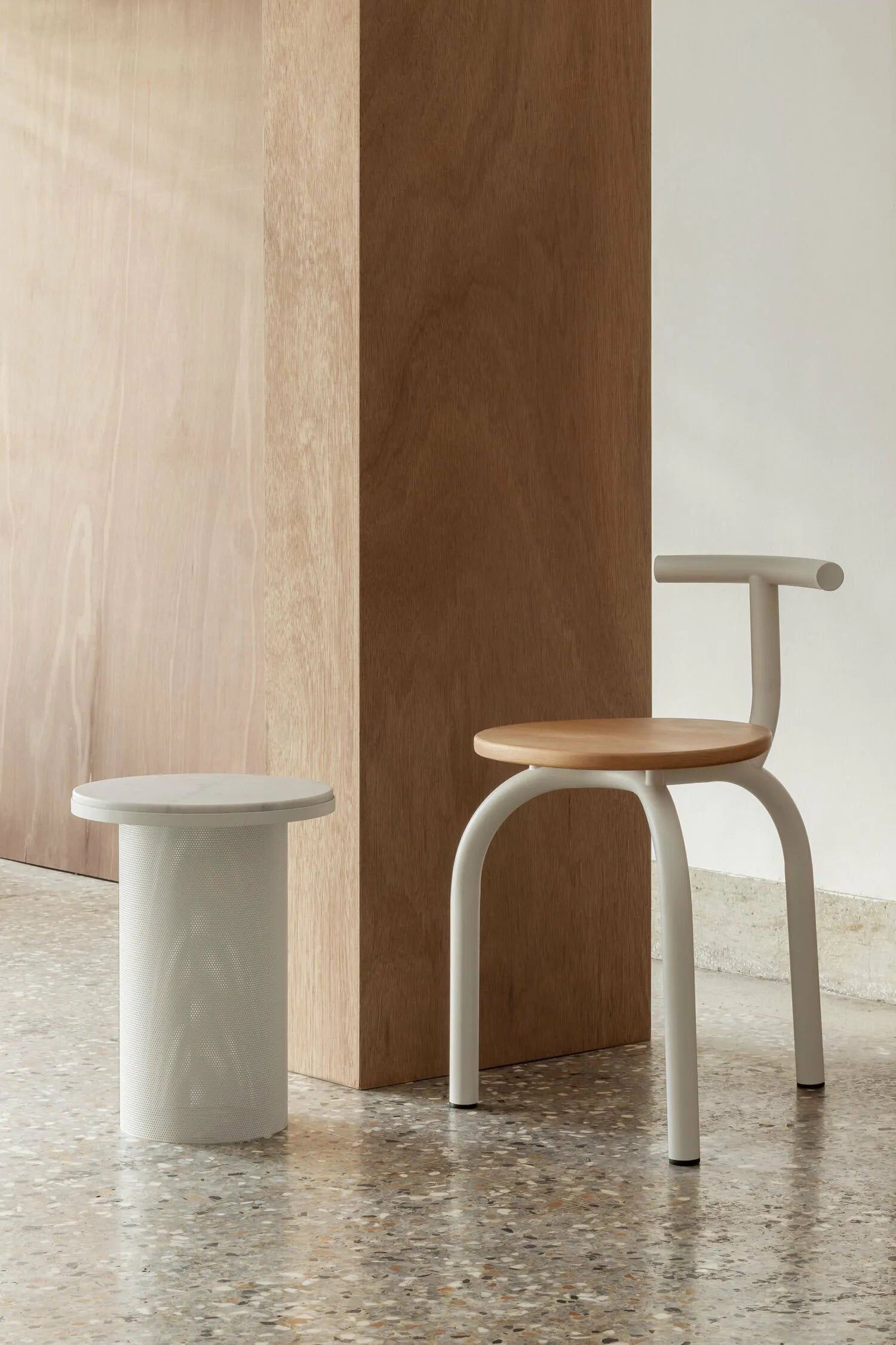 Pedestal Table