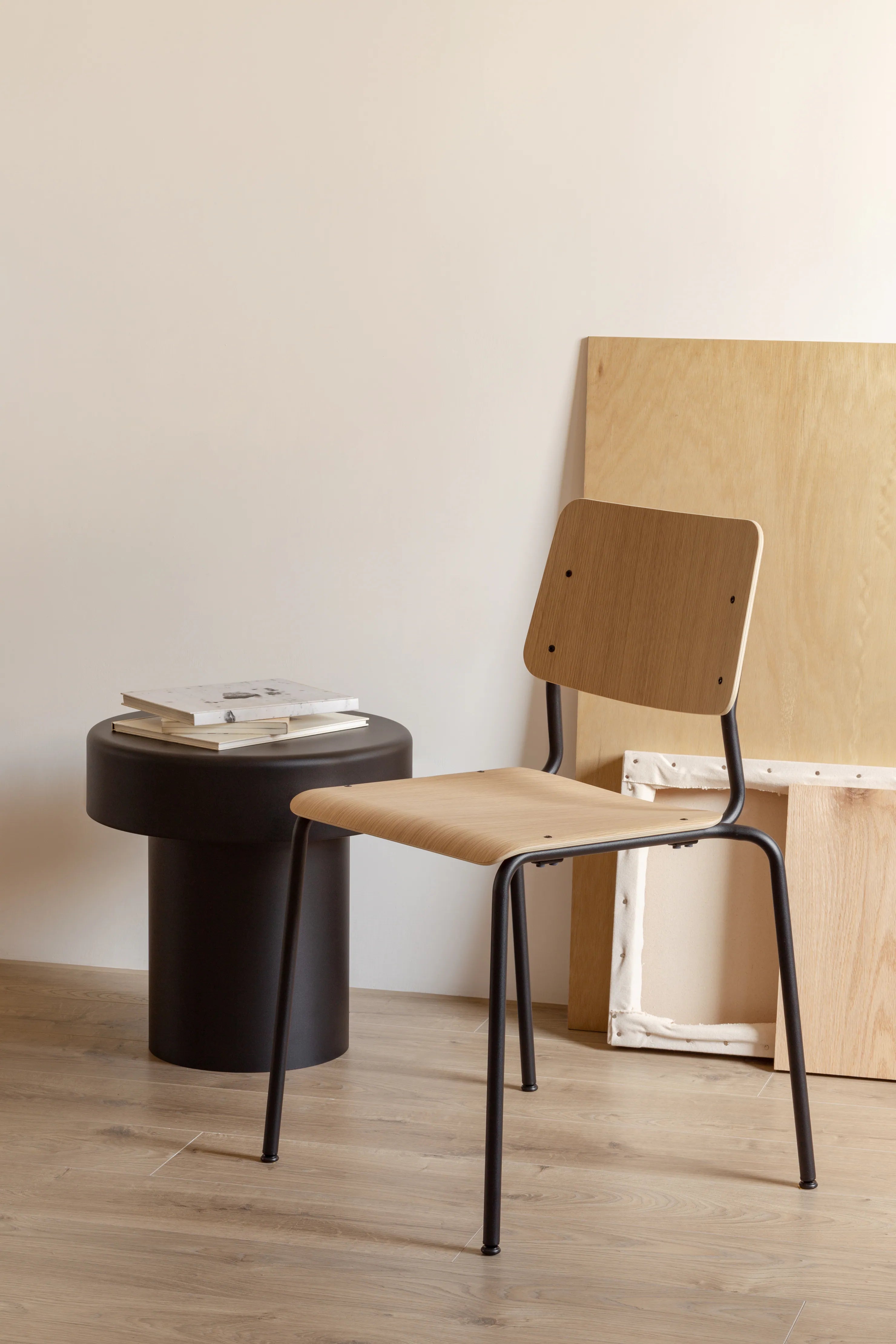 FORE Chair