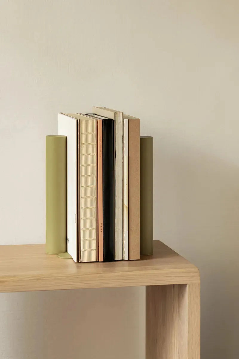 Slim Bookend