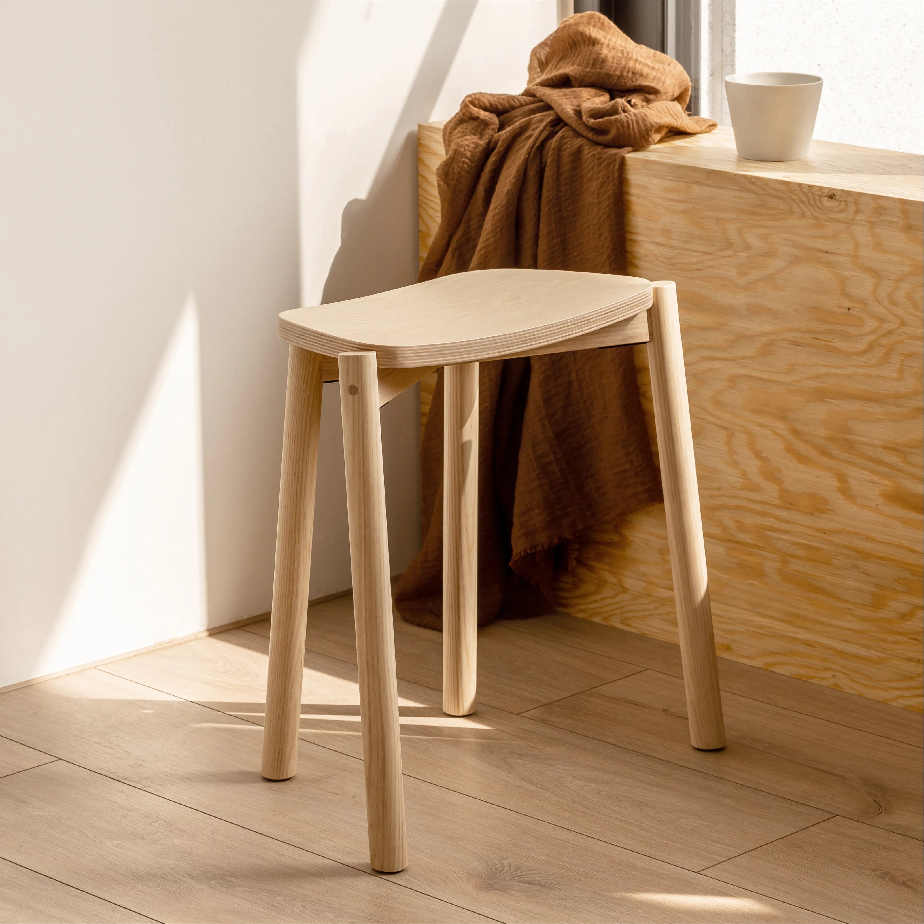 Tars Stool