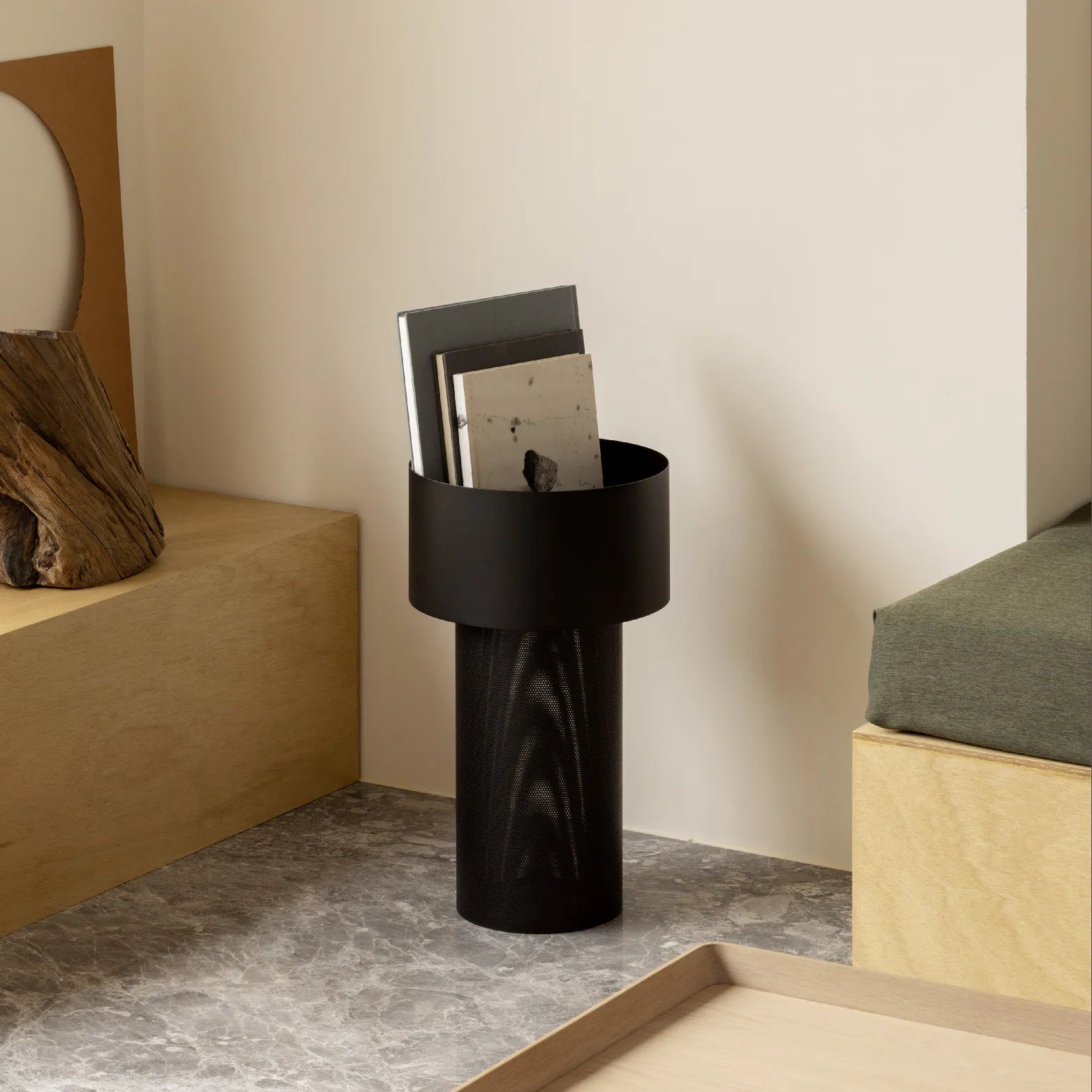 Pedestal Box