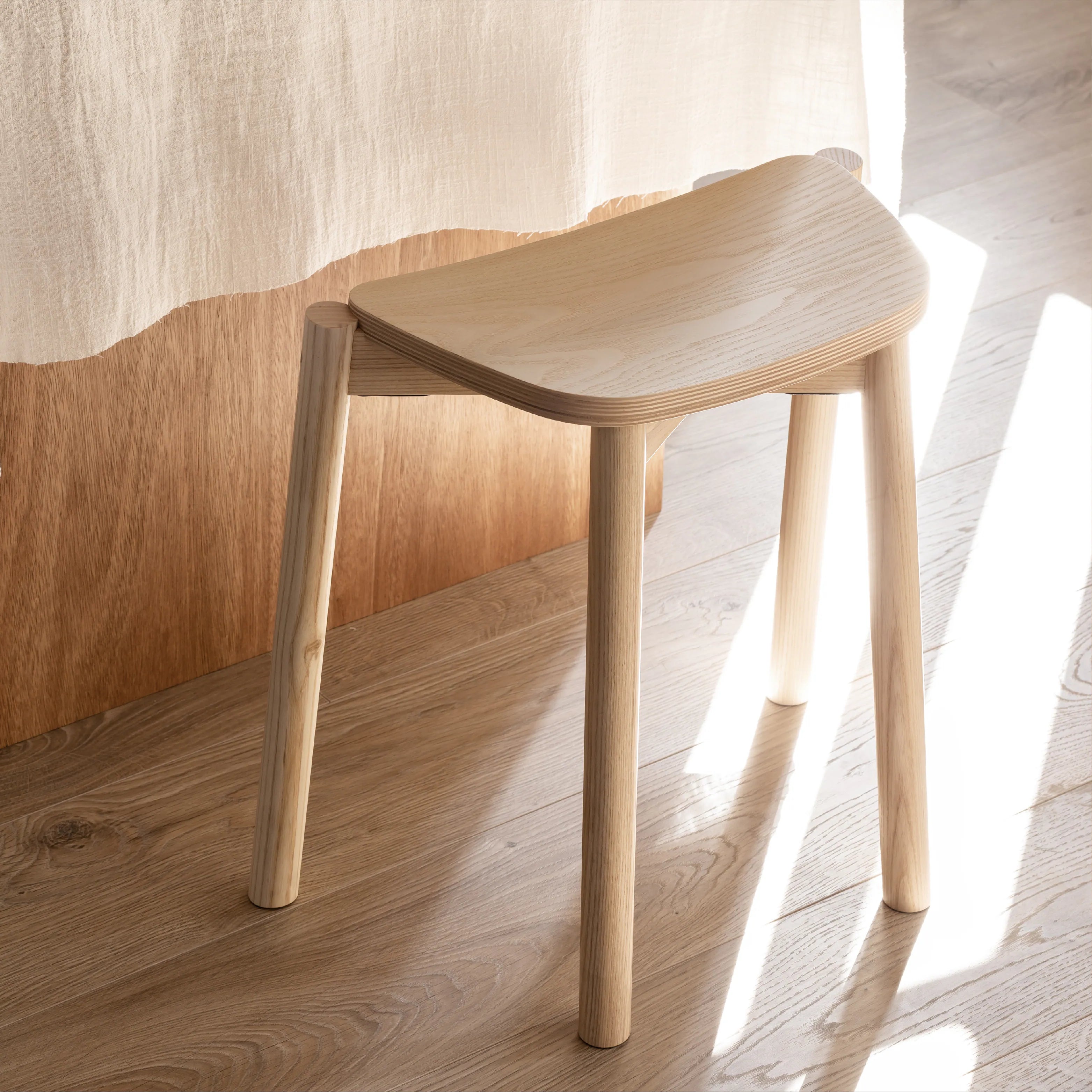 Tars Stool