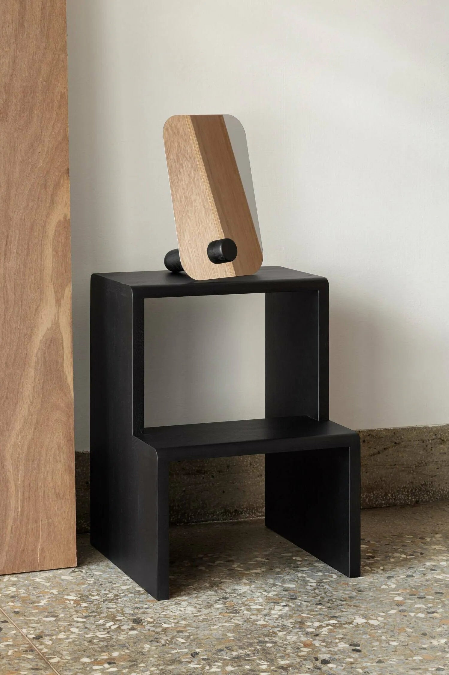 Pinokio Table Mirror