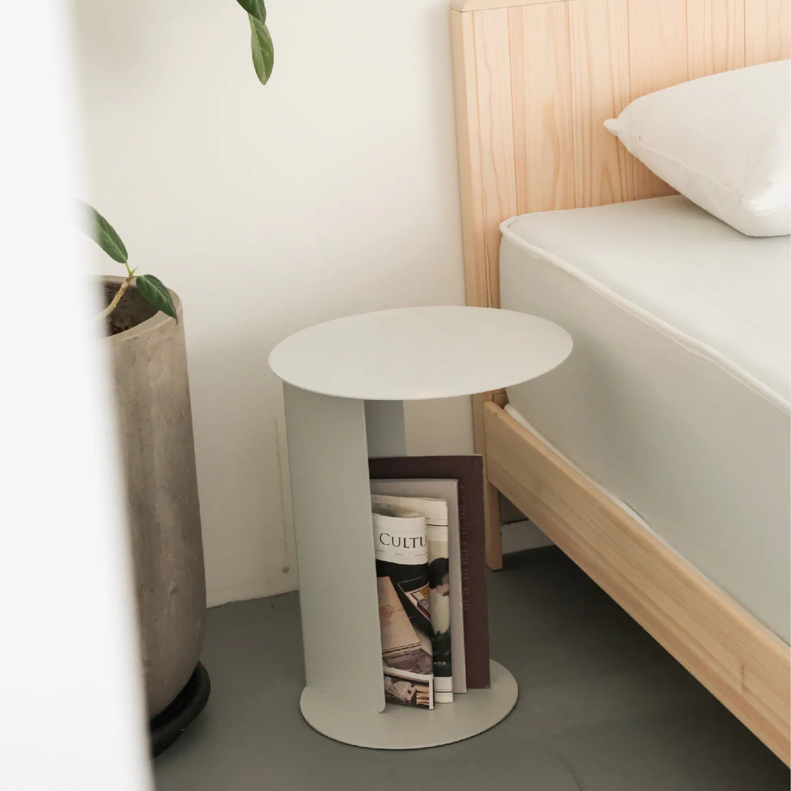 Kipa Table