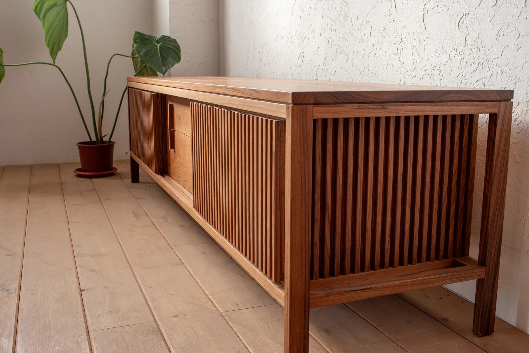 CB05 Cabinet - Flow