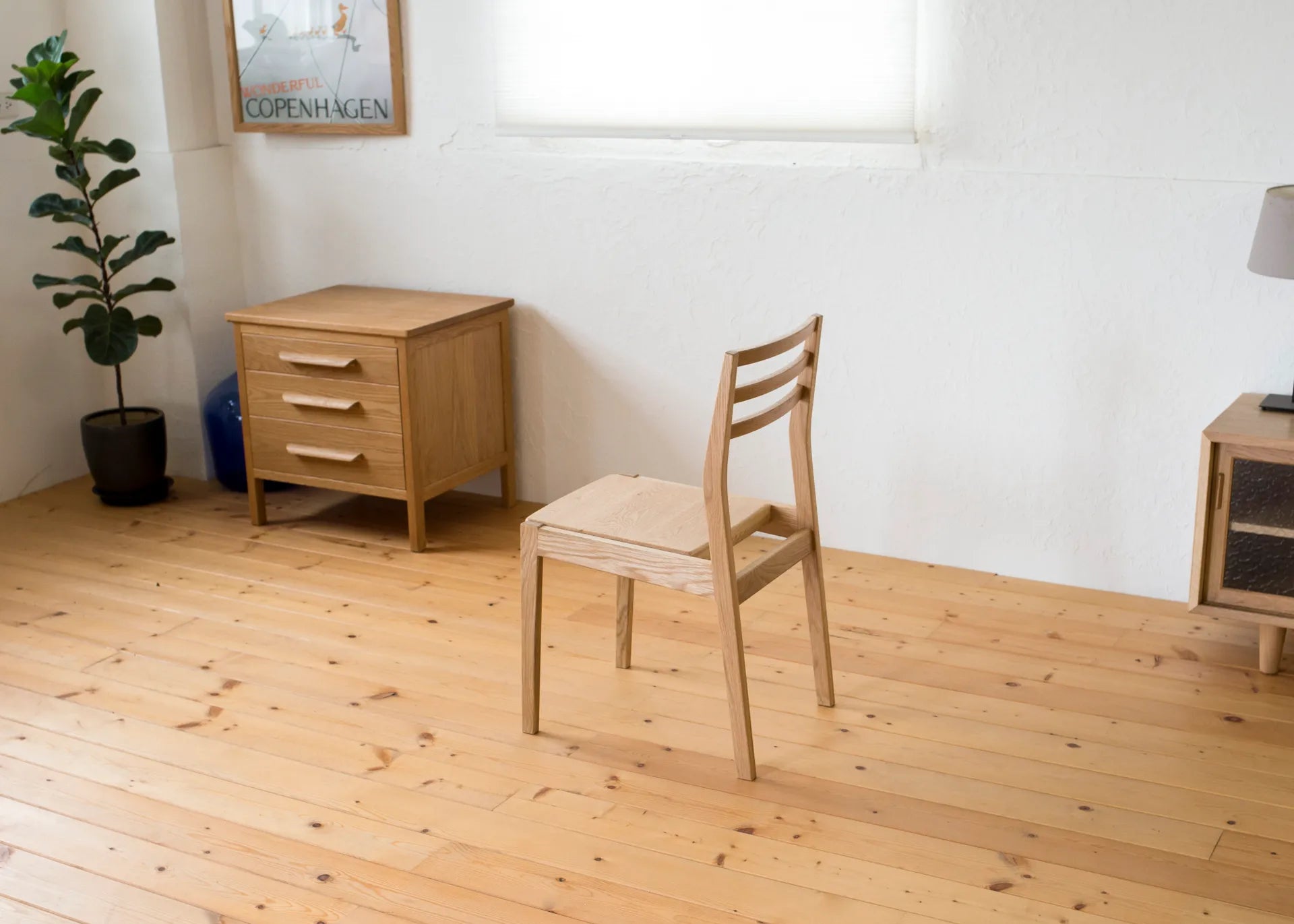 CH05 - Chair