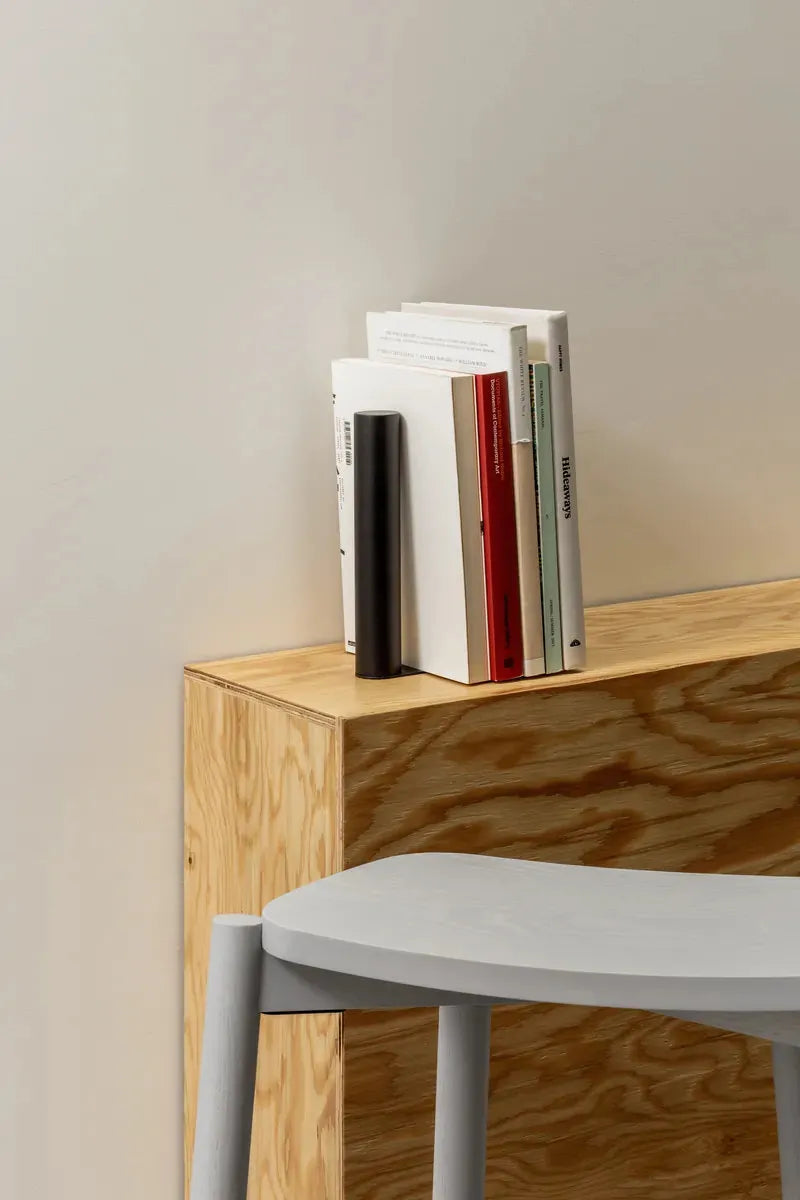 Slim Bookend