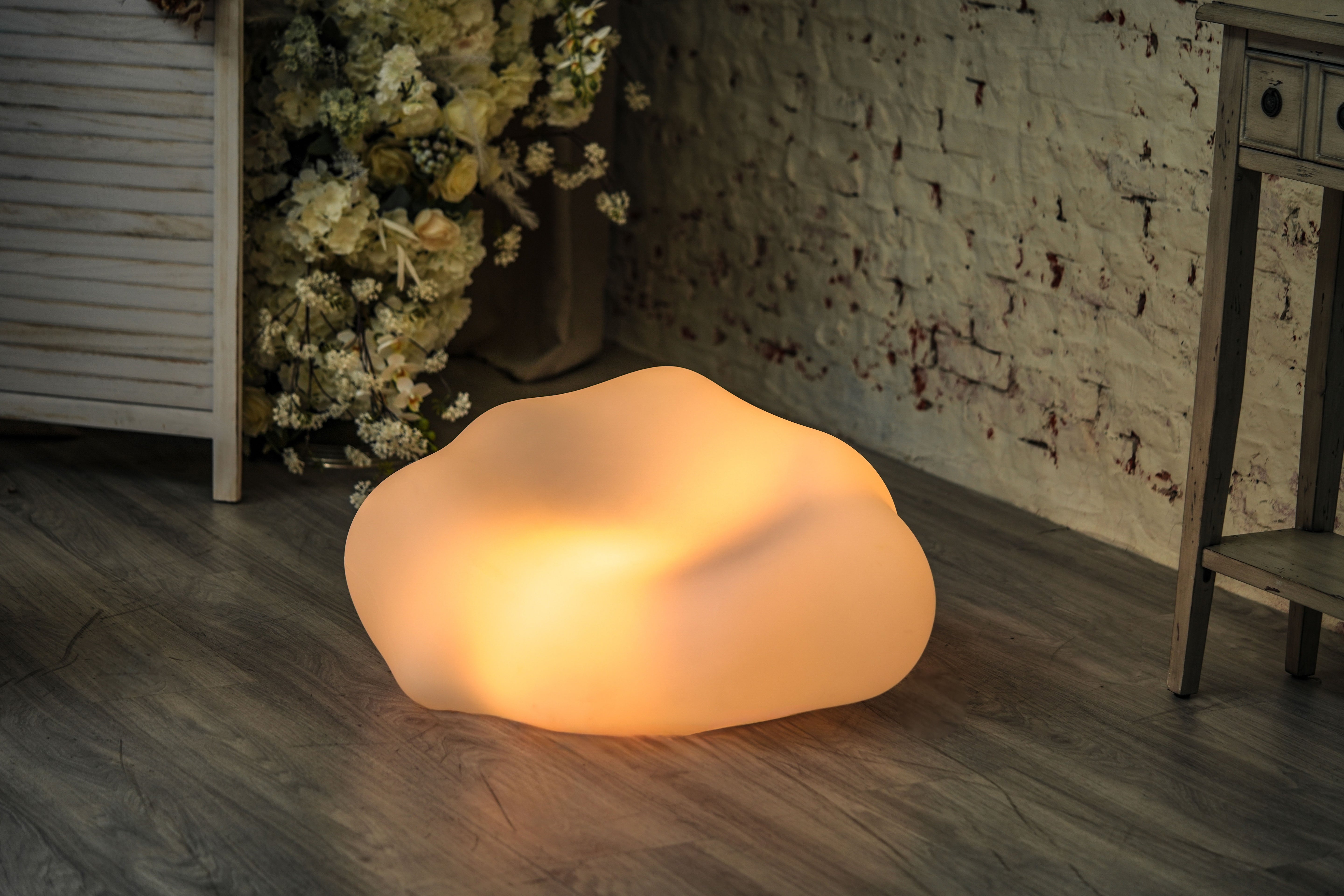 Cloud Lamp 雲朵燈椅