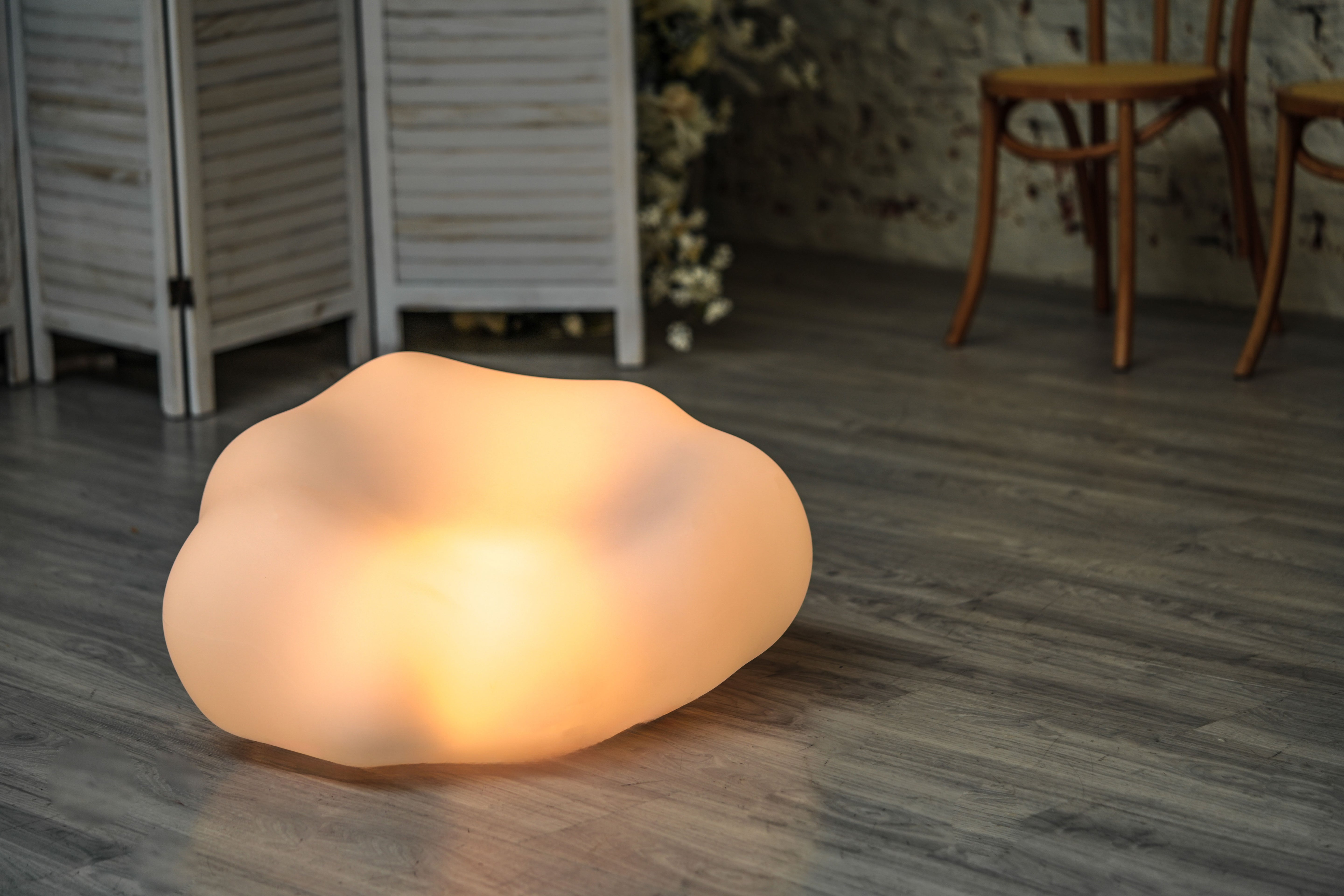 Cloud Lamp 雲朵燈椅