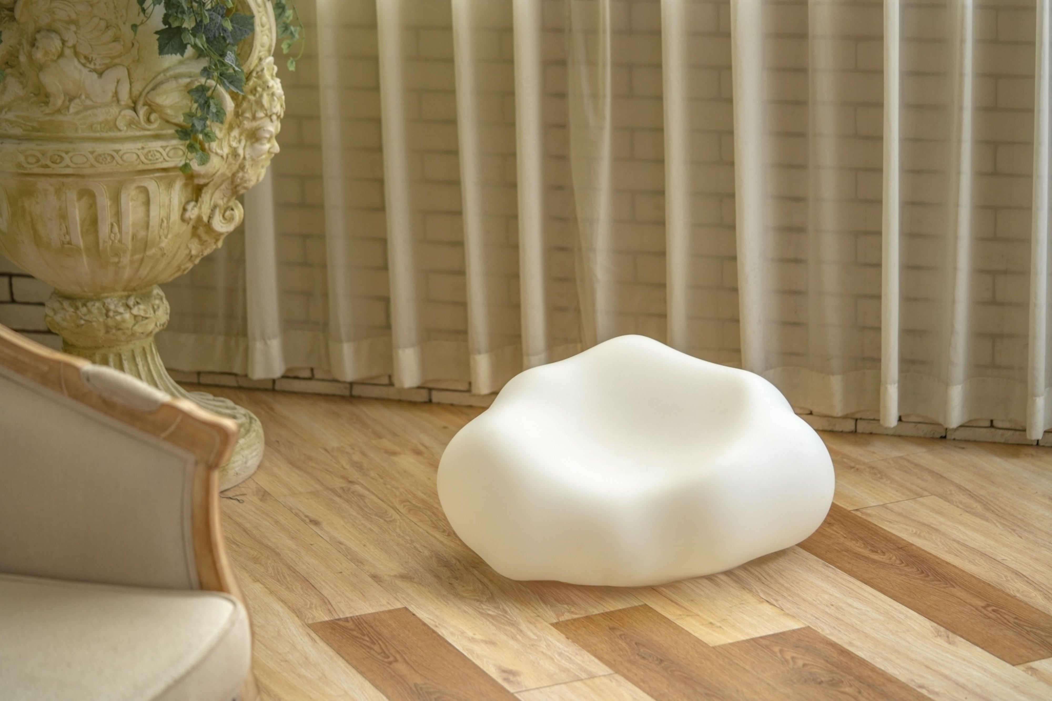 Cloud Lamp 雲朵燈椅