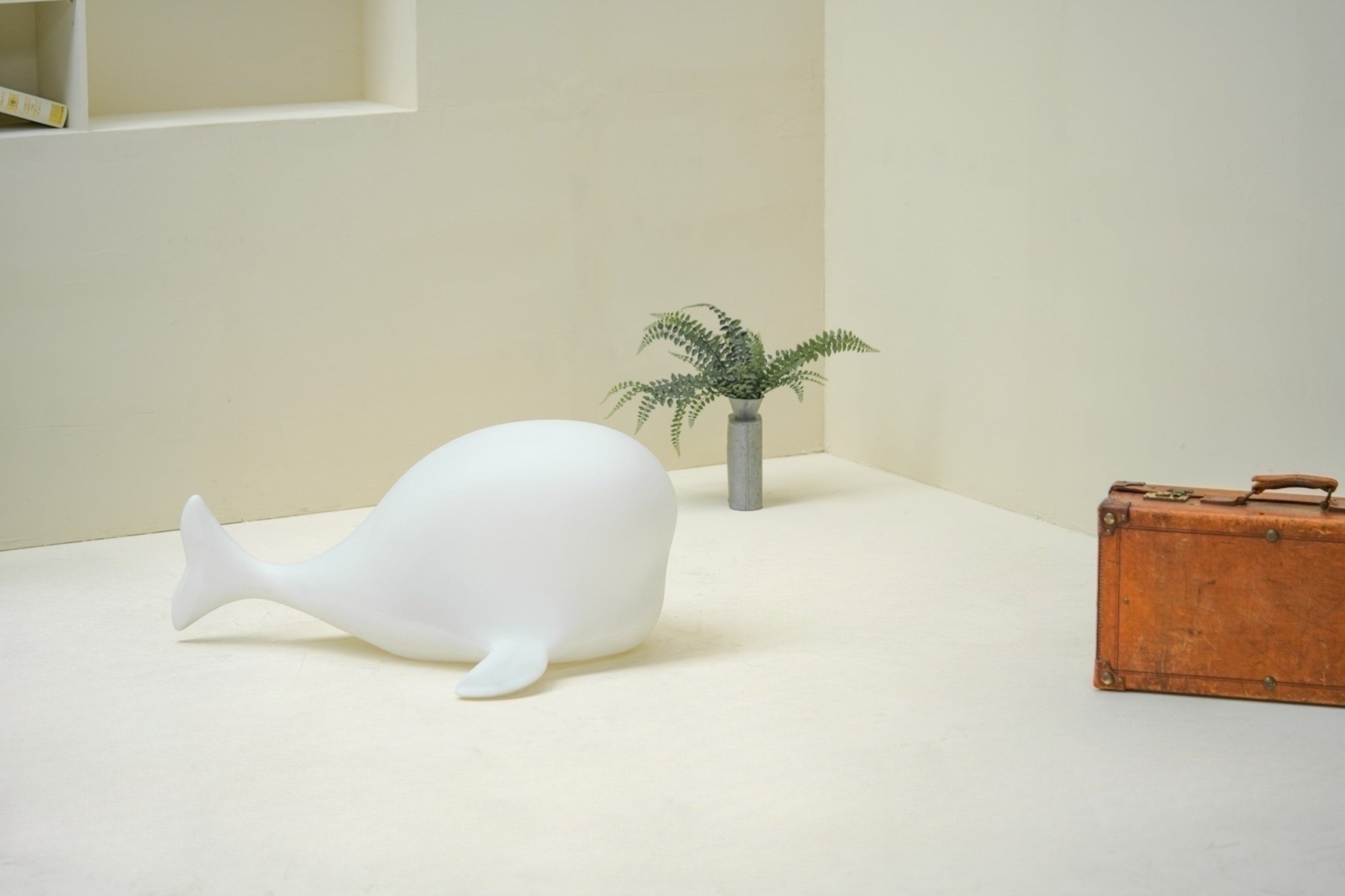Whale Lamp 鯨魚燈椅