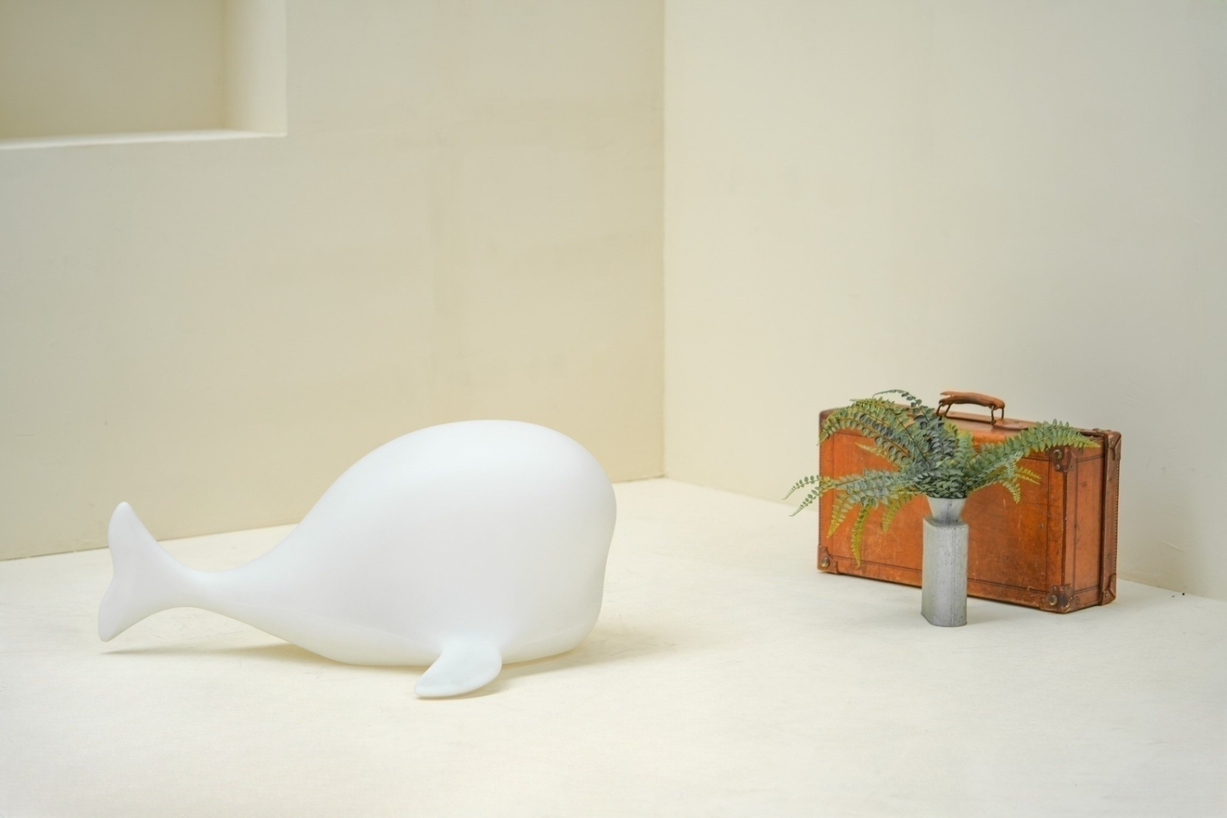 Whale Lamp 鯨魚燈椅