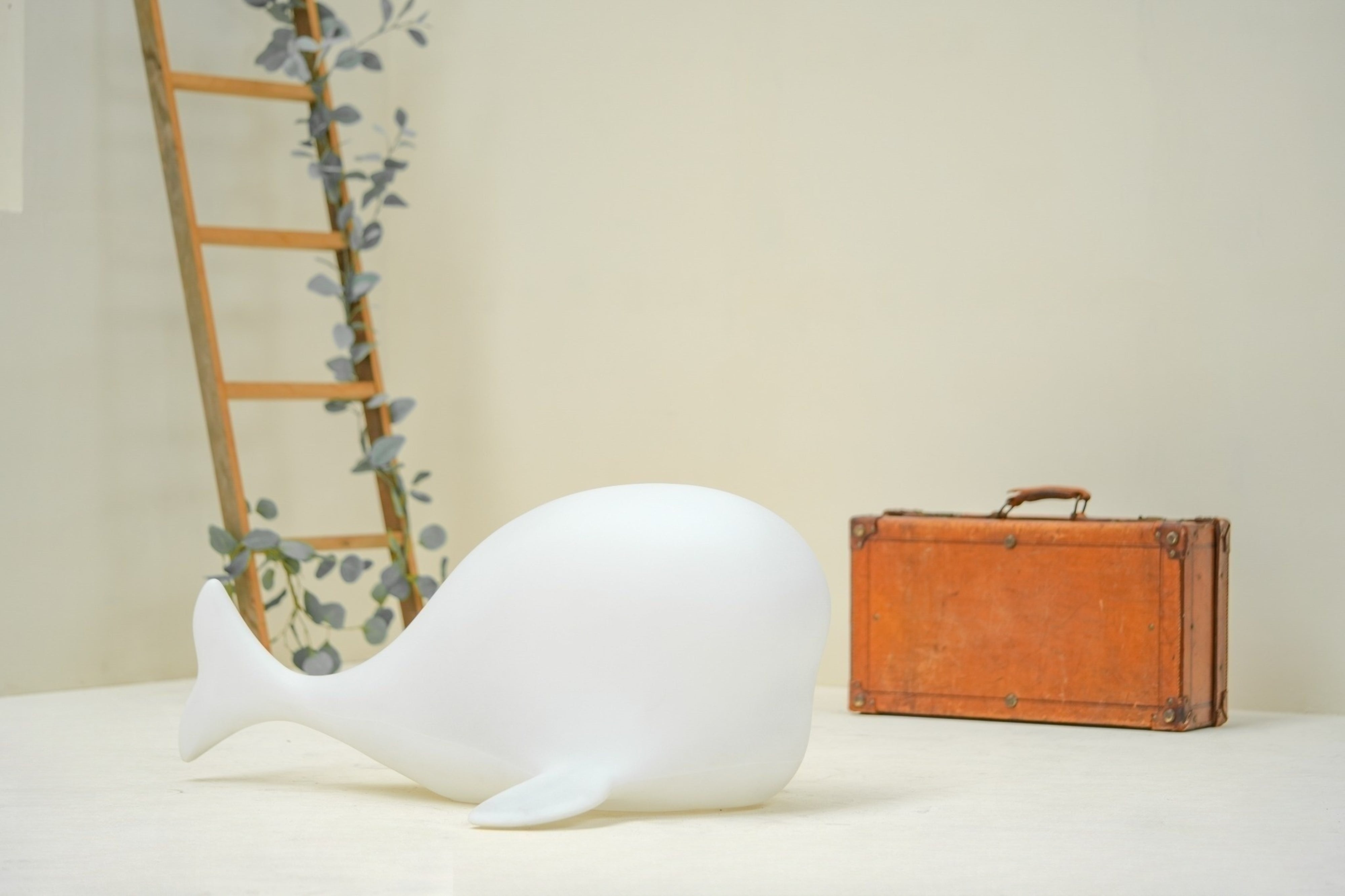 Whale Lamp 鯨魚燈椅