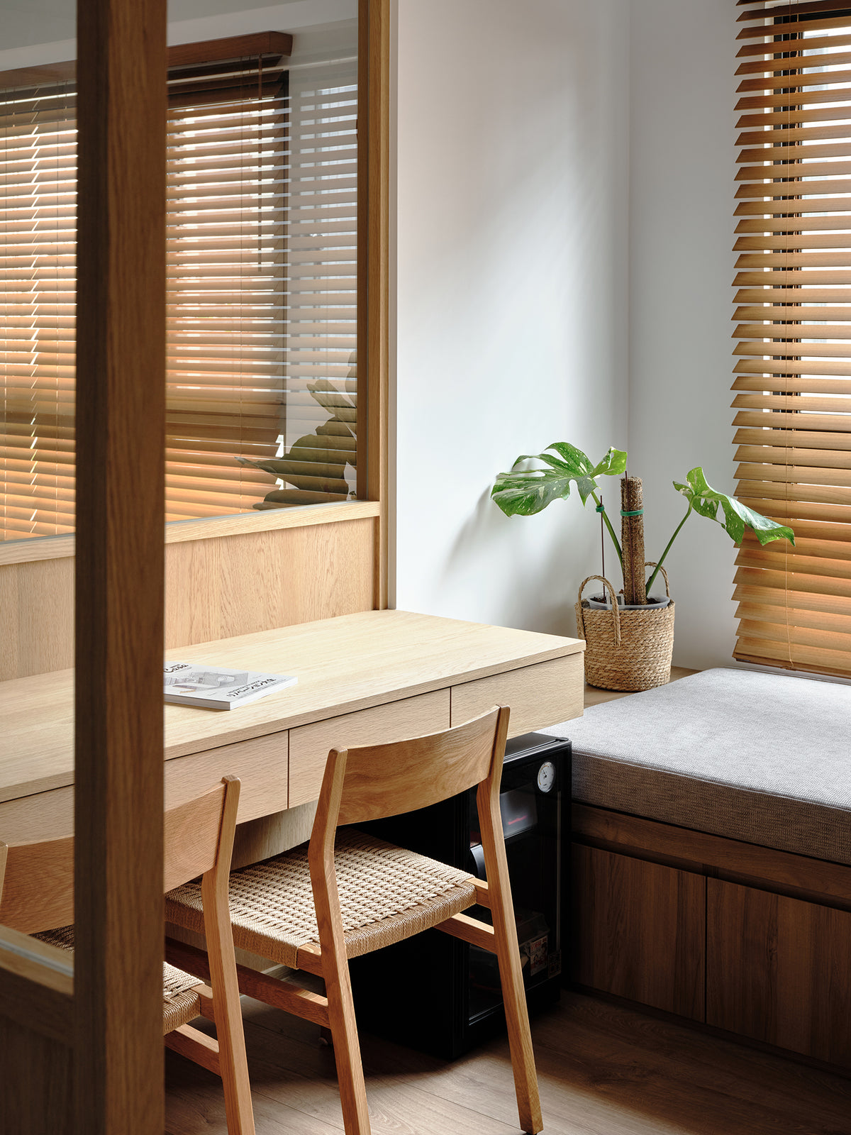 FORE Furniture CH03-A 餐椅 商品照片