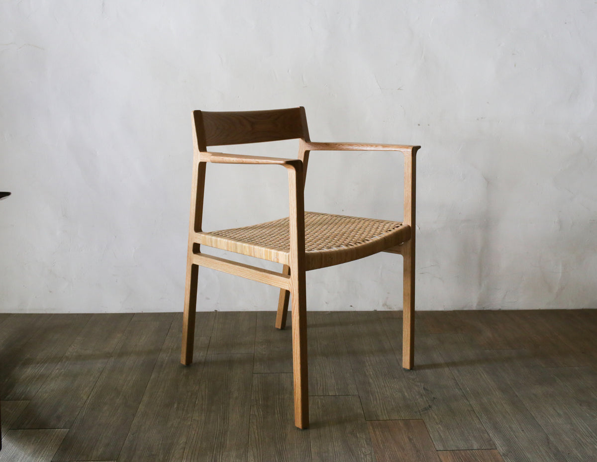 FORE Furniture CH03 Arm Chair 商品照片