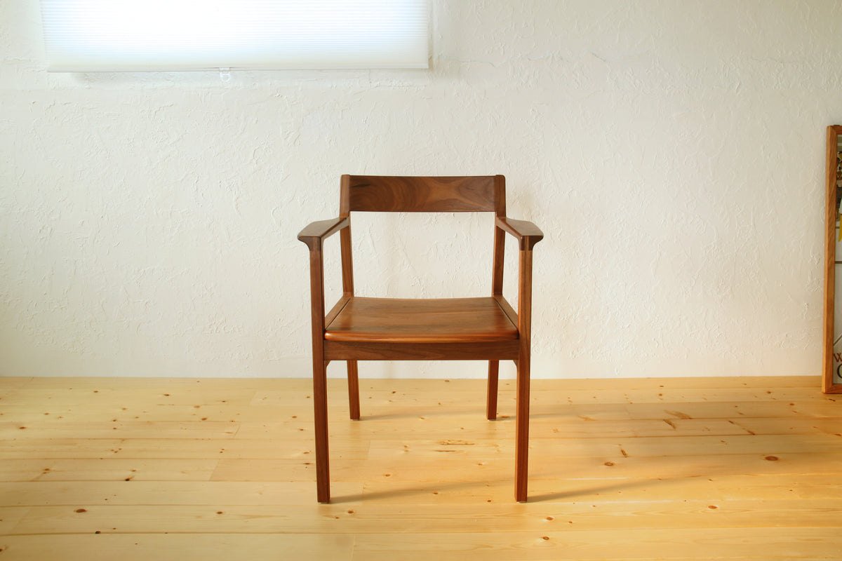 FORE Furniture CH03 Arm Chair 商品照片