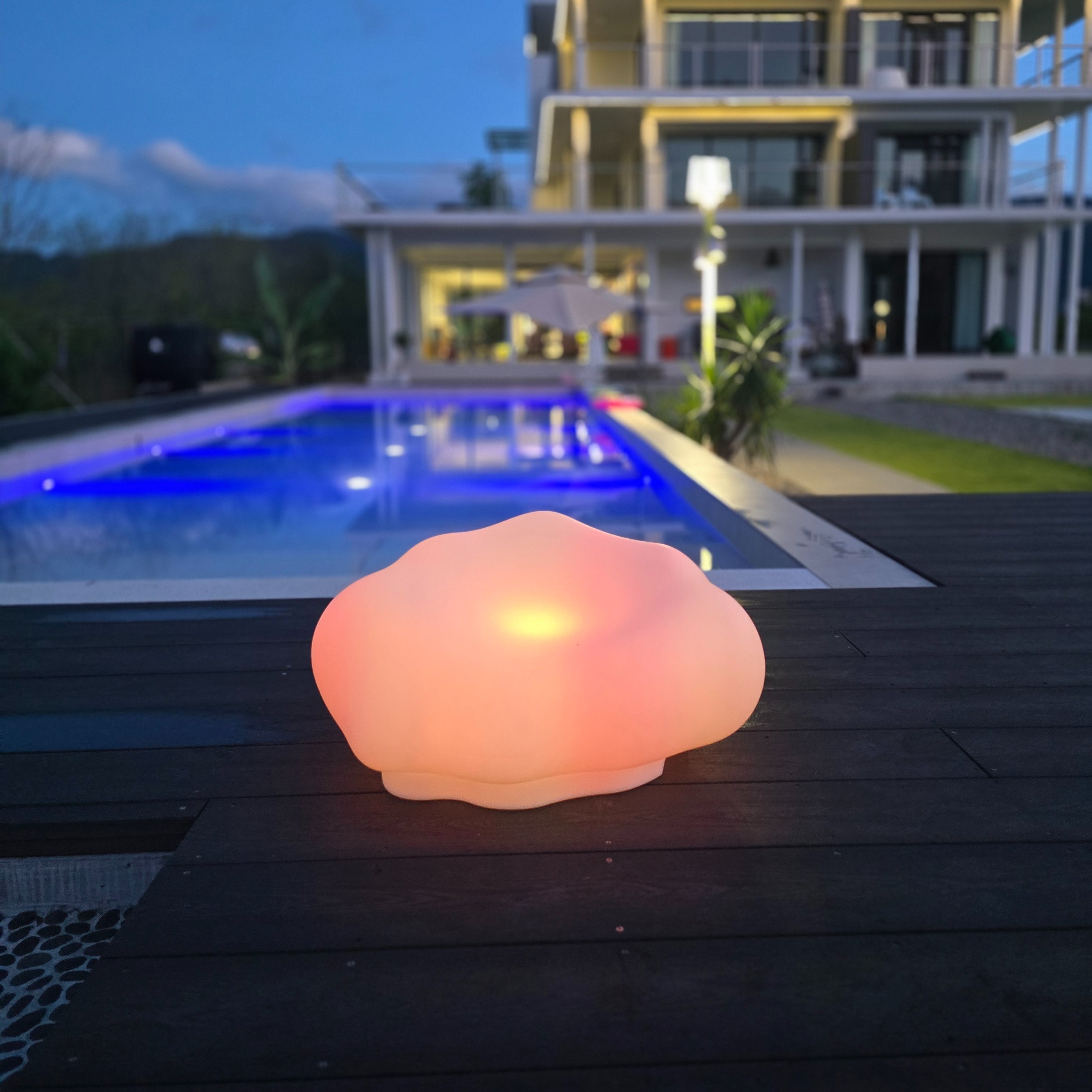Cloud Lamp 雲朵燈椅