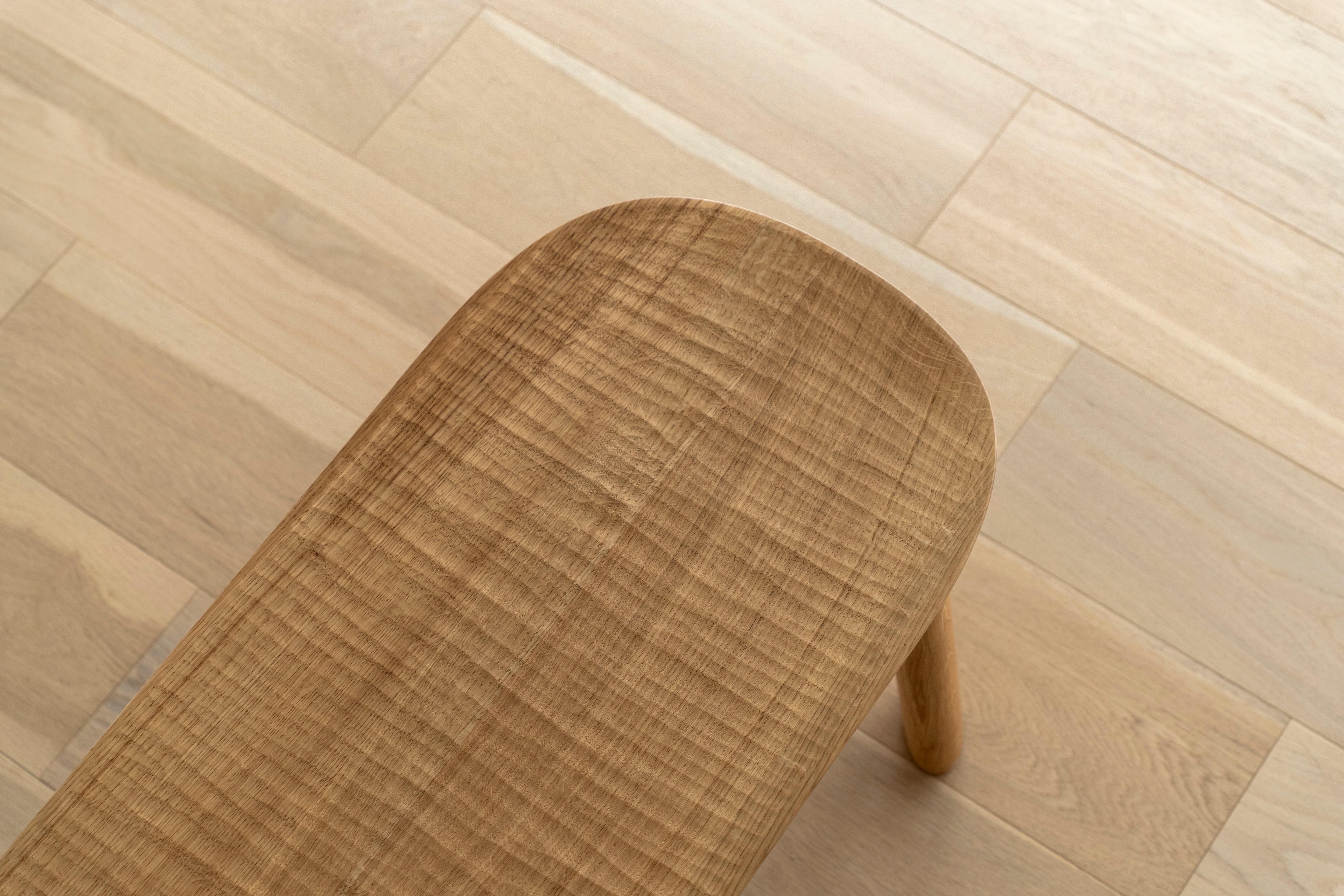 E04 Bench