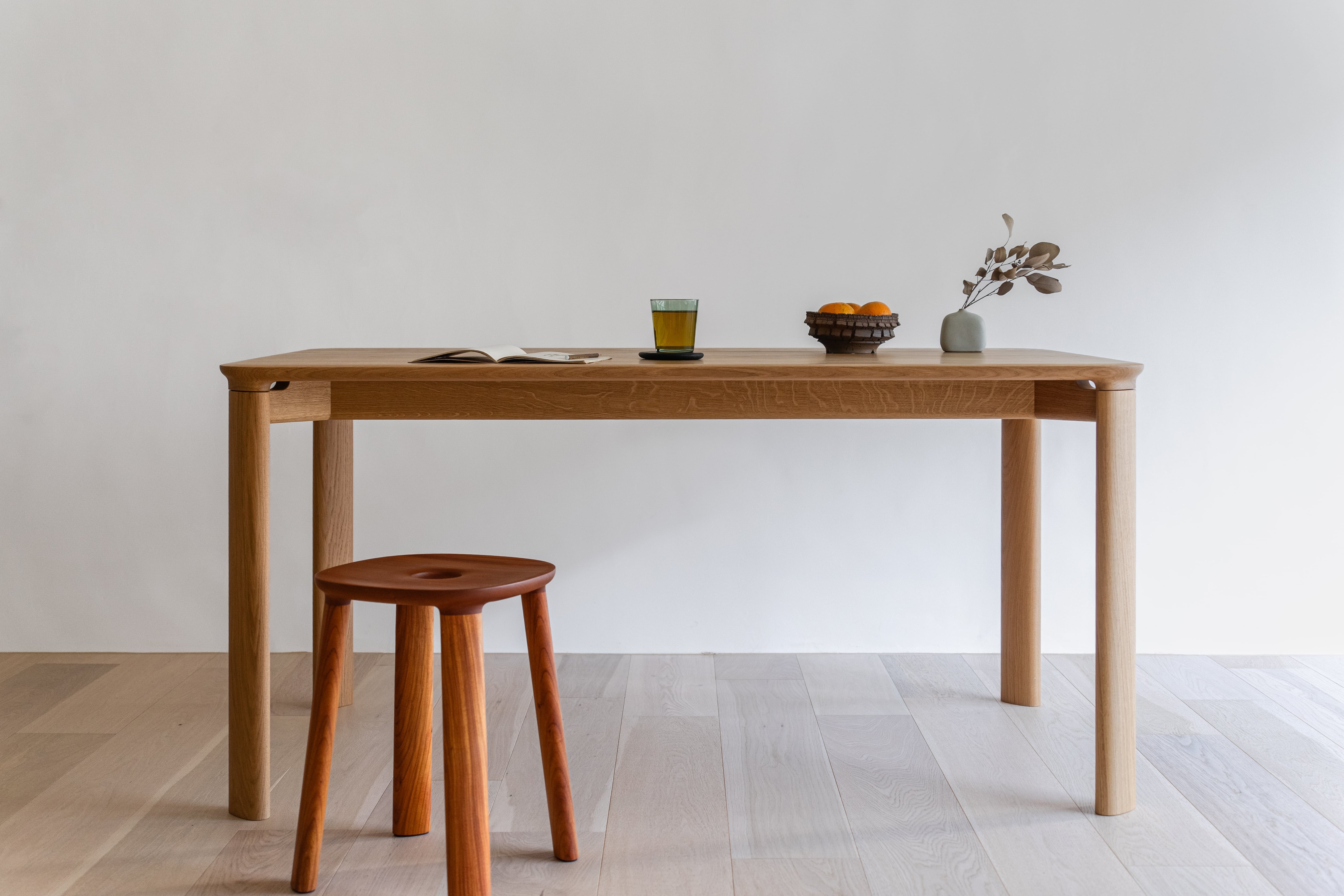 E02L Table