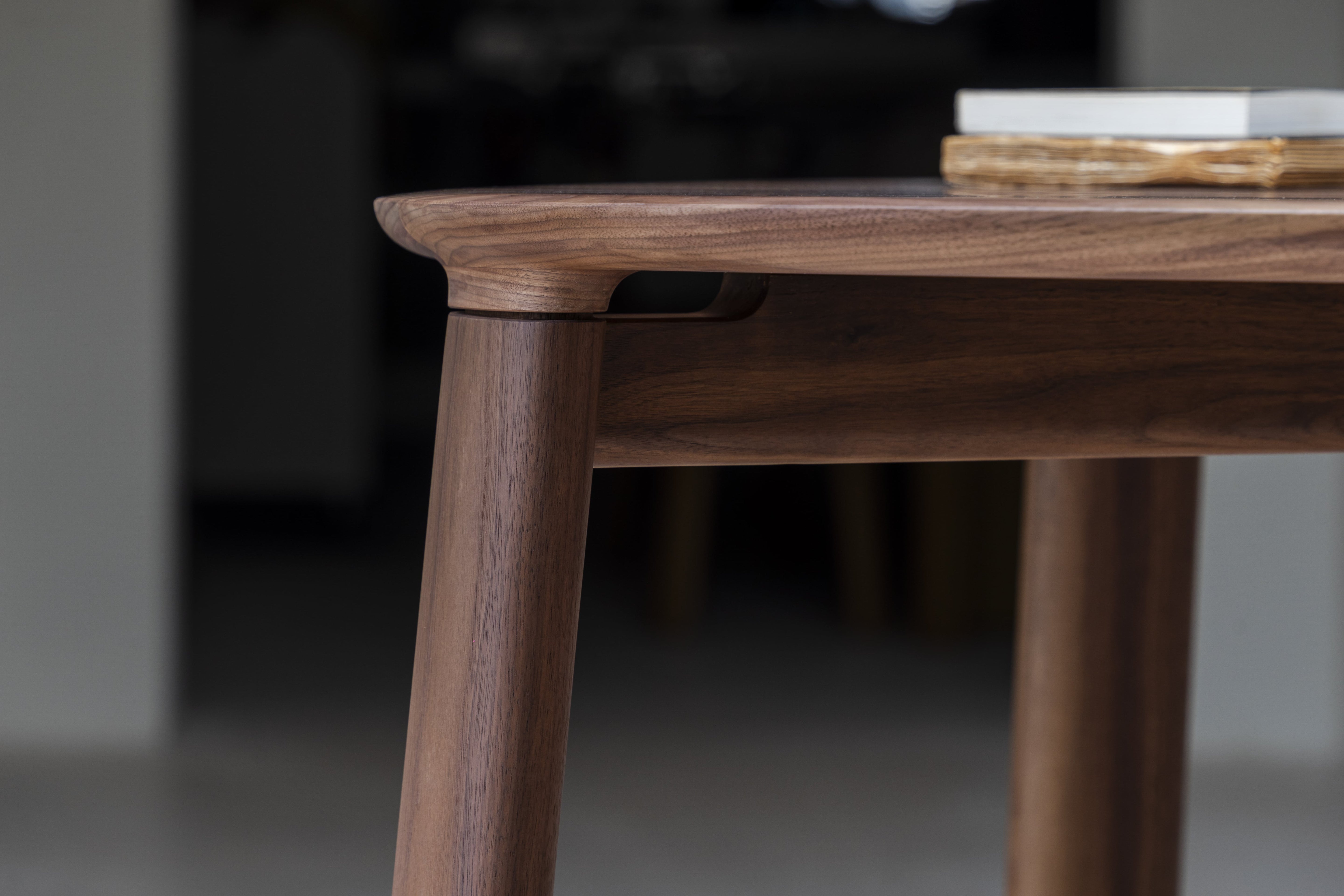 E02 Table