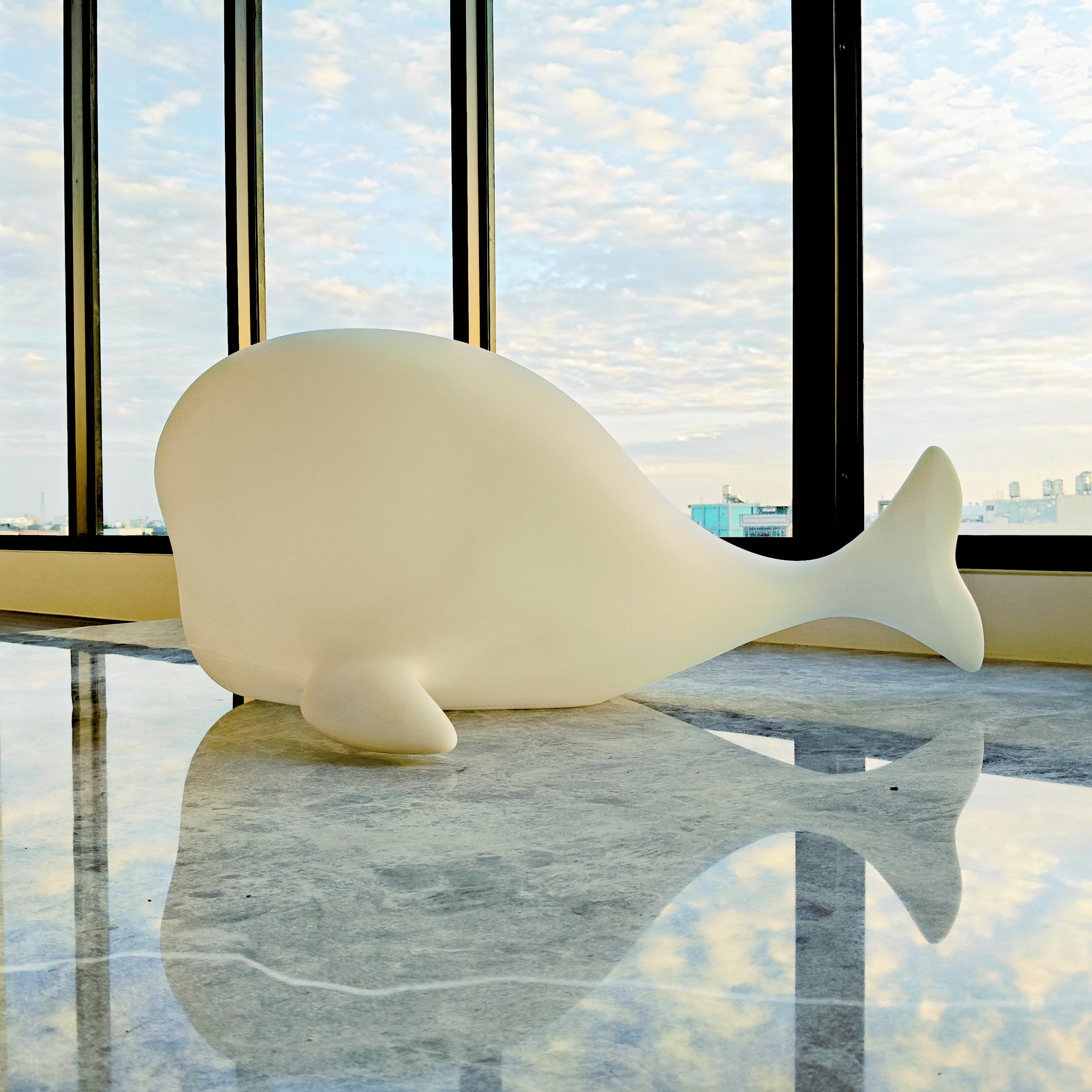 Whale Lamp 鯨魚燈椅