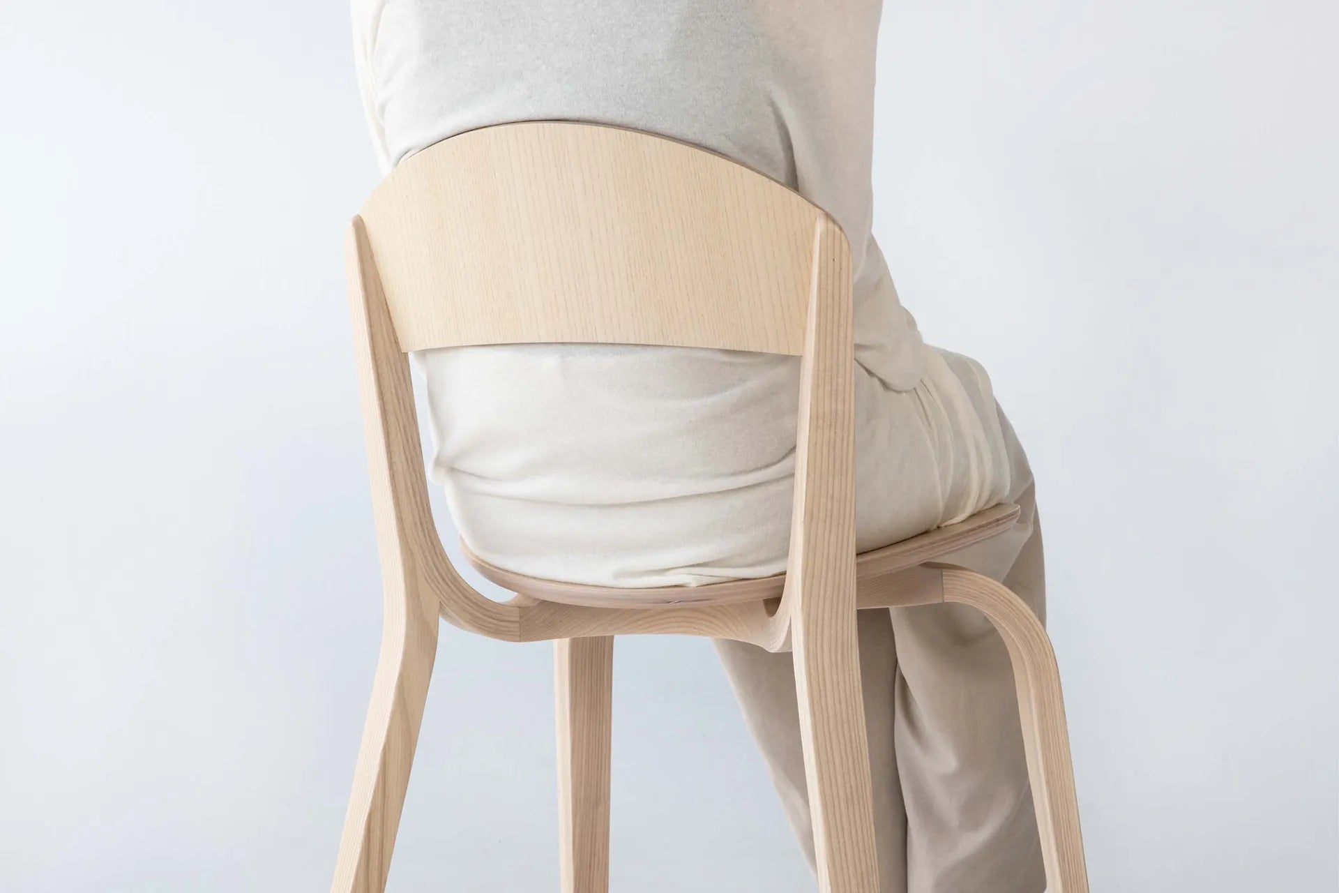 溪畔單椅 Yy chair