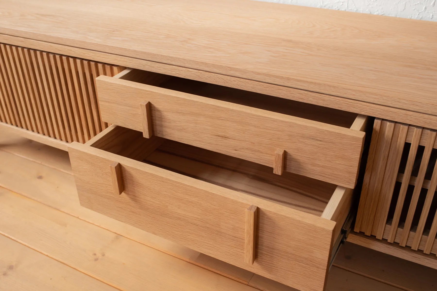 CB05 Cabinet - Flow