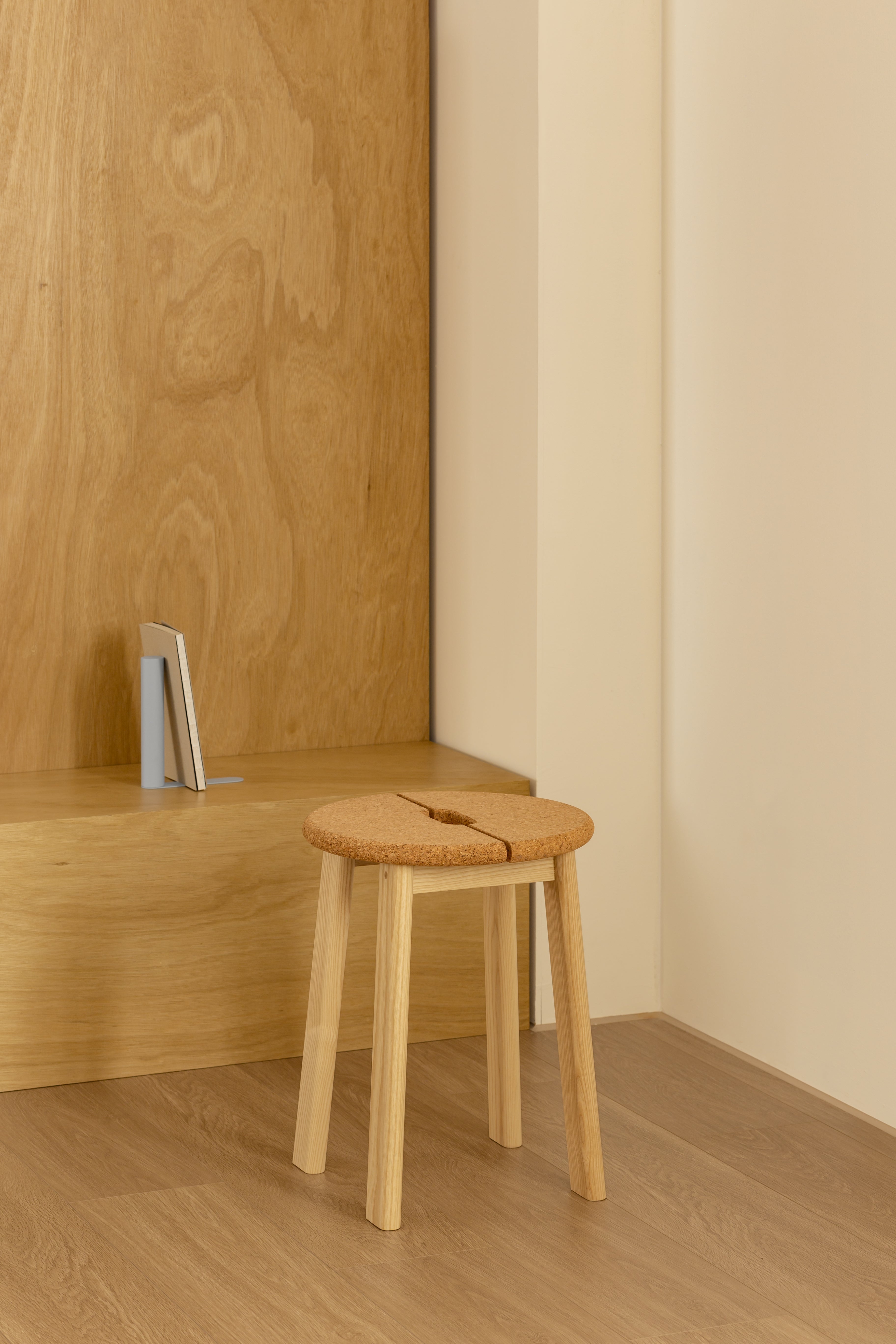 Bravo Stool